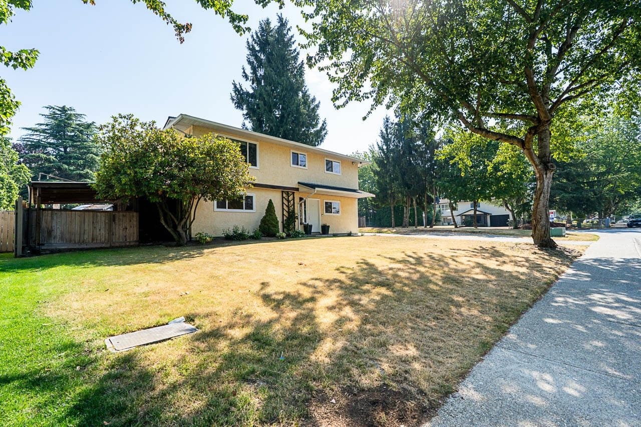 6304 Sundance Drive, Surrey, V3S 8A9 — photo 3