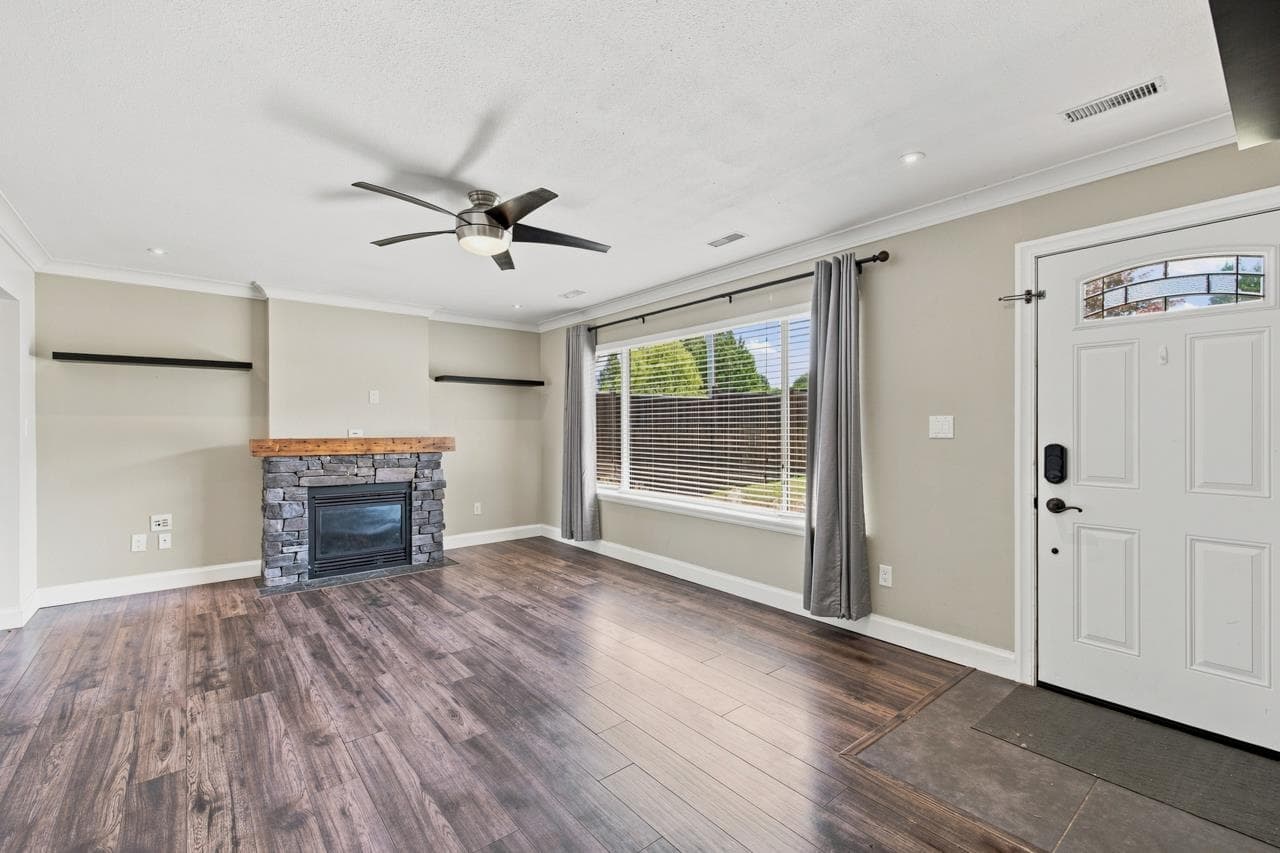 26647 30a Avenue, Langley, V4W 3C8 — photo 4