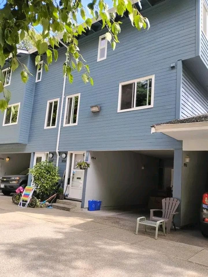8354 Vinewood Place, Burnaby, V5A 3V6 — photo 4