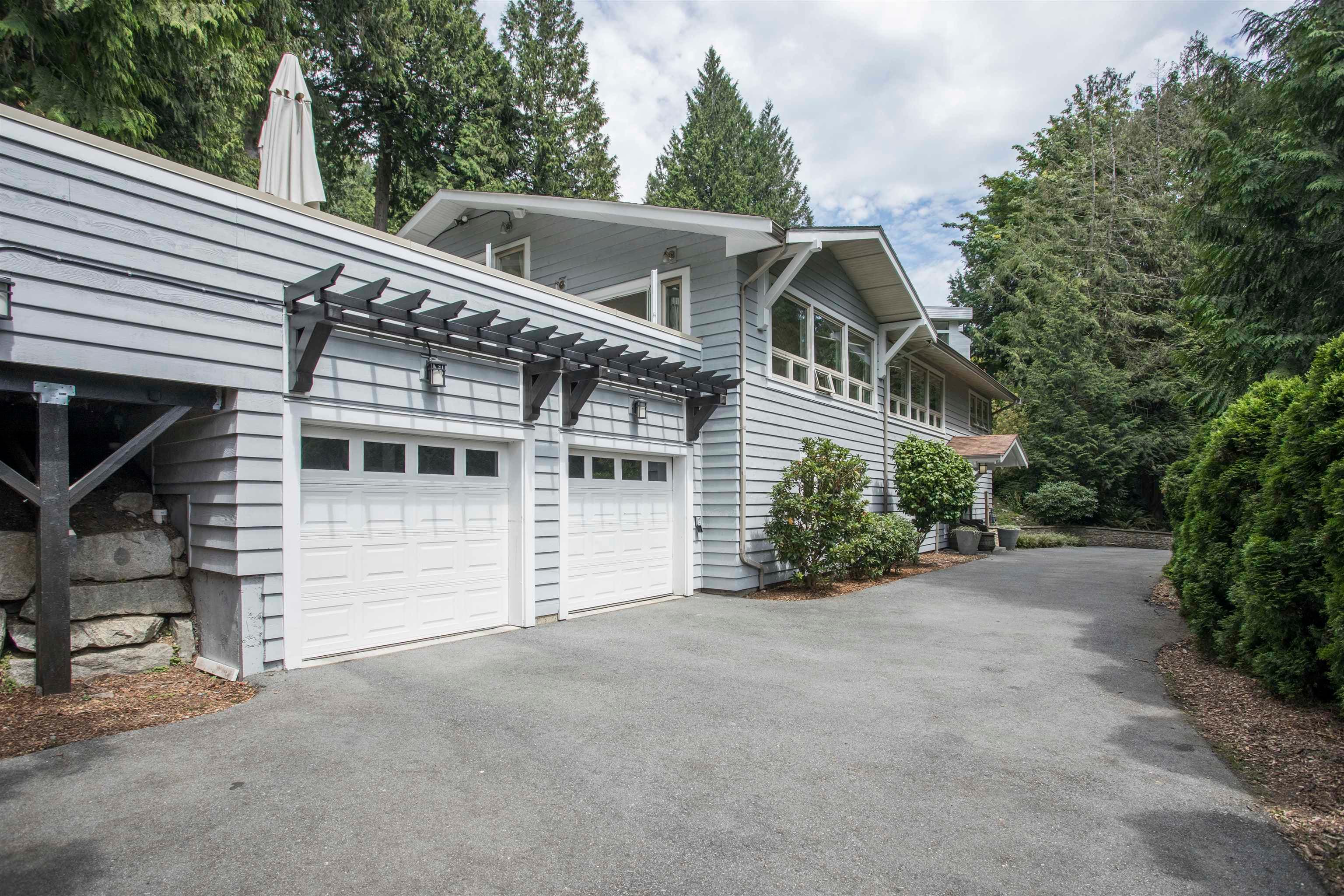 5770 Primrose Place, West Vancouver, V7W 2V3 — photo 1