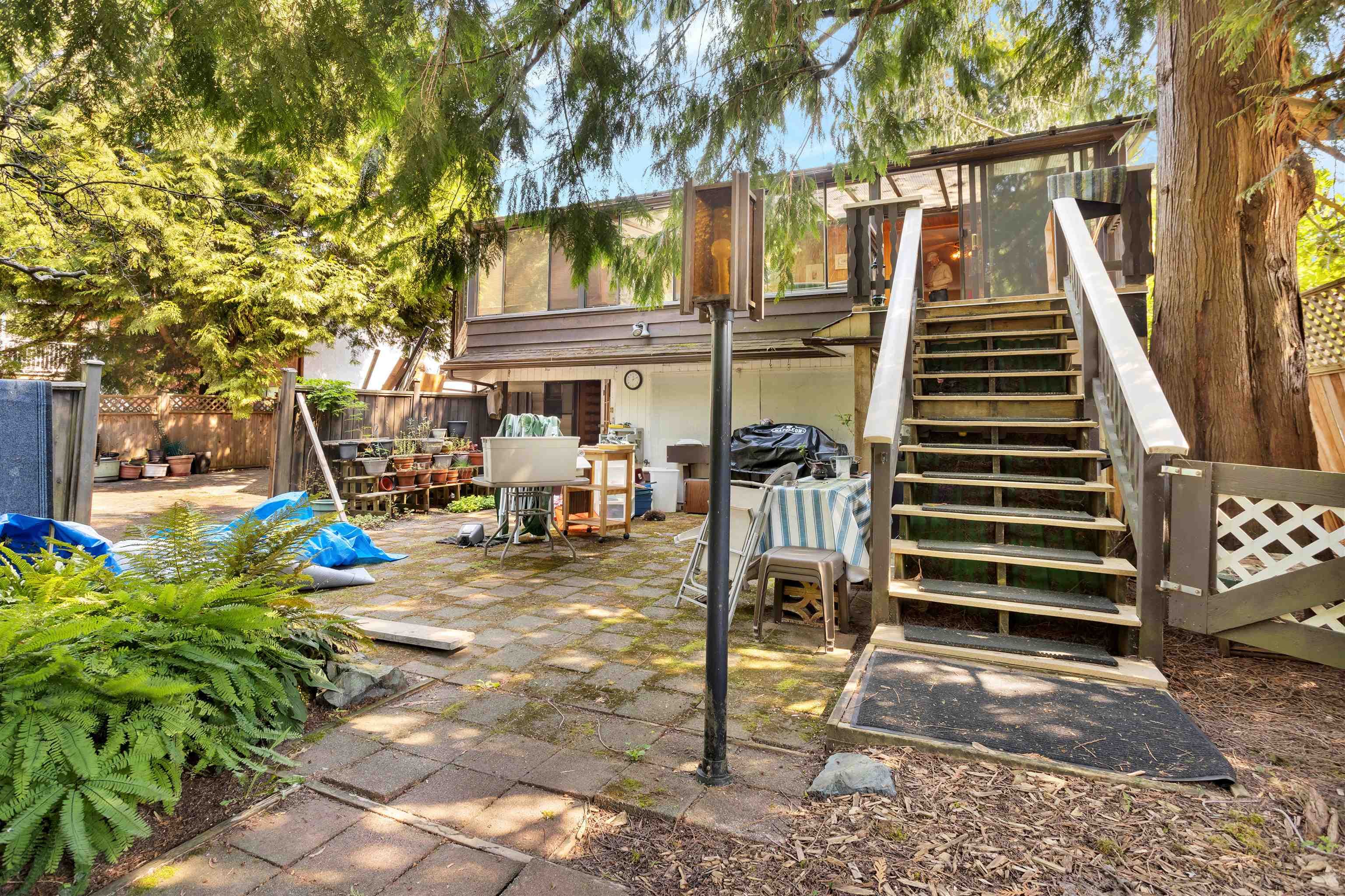 9533 139 Street, Surrey, V3V 5X7 — photo 3