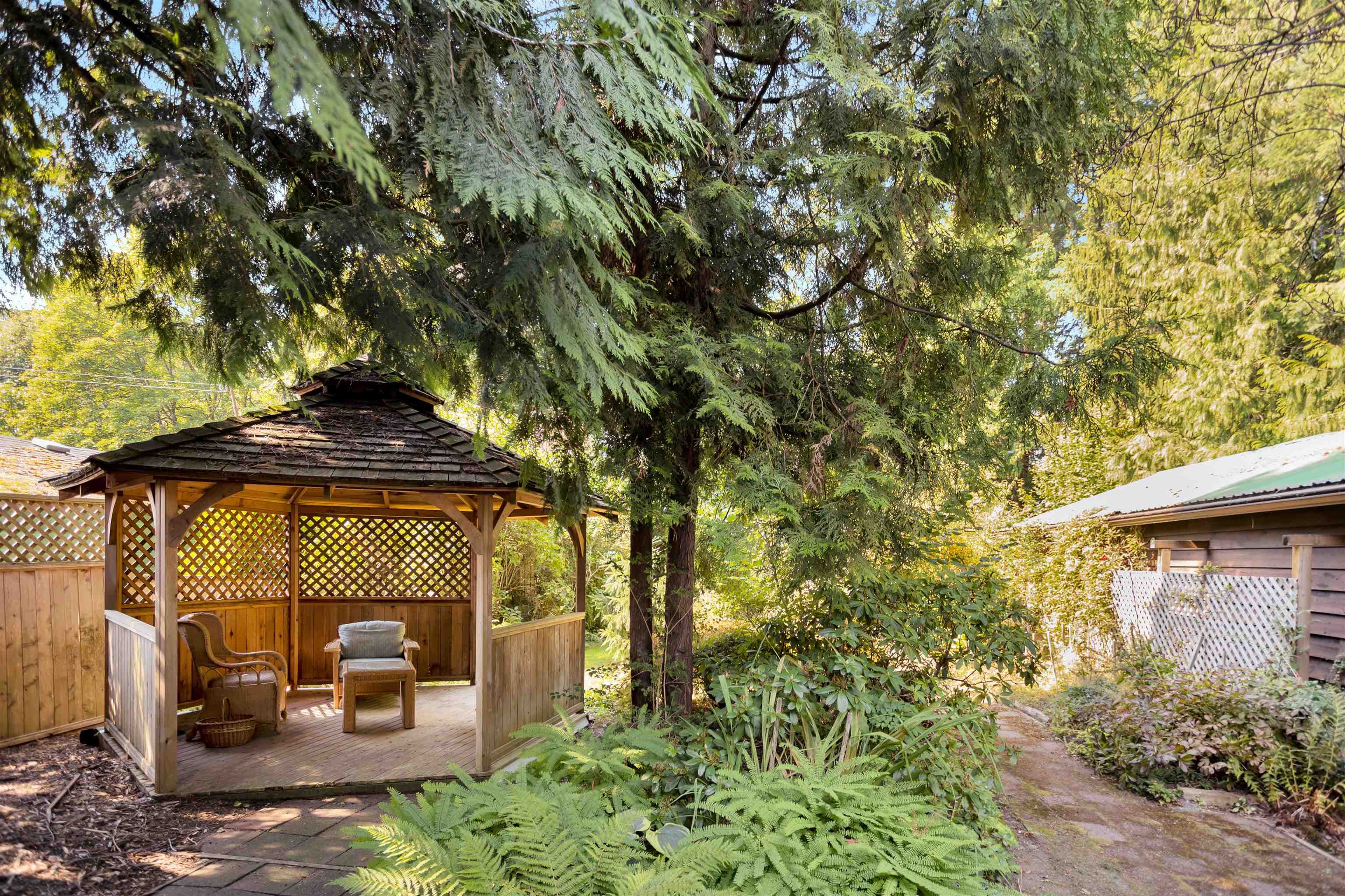 9533 139 Street, Surrey, V3V 5X7 — photo 4