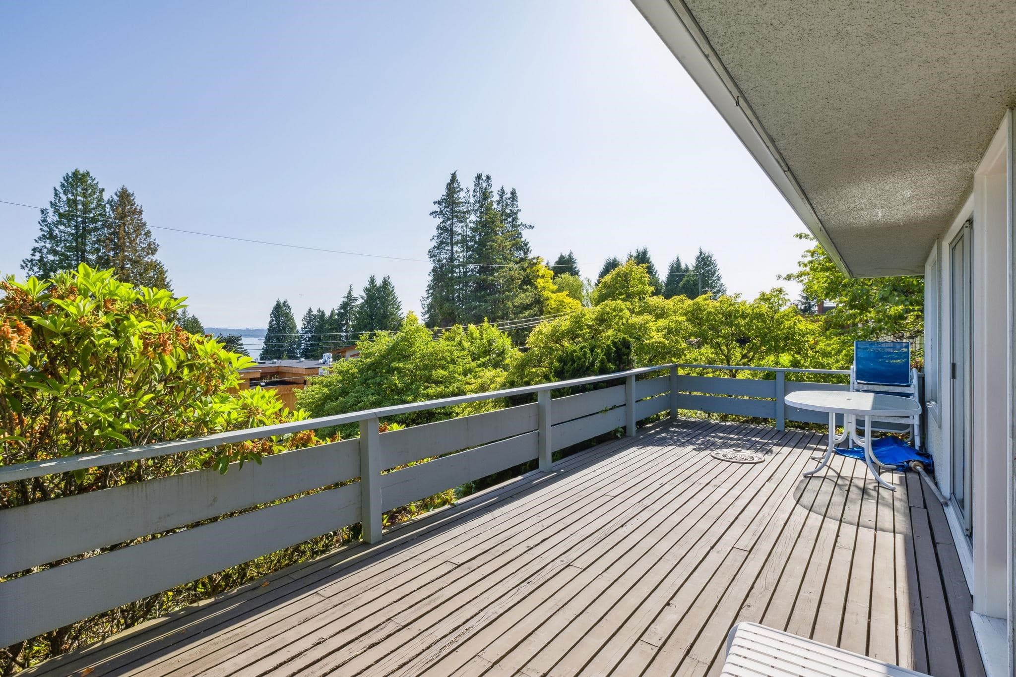2575 Queens Avenue, West Vancouver, V7V 2Y9 — photo 2