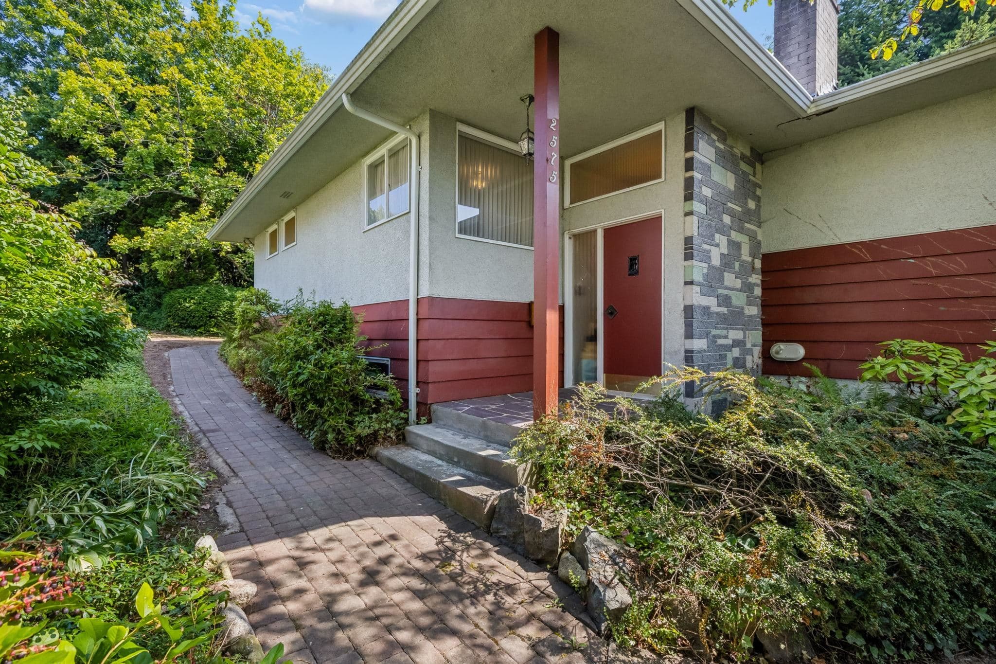 2575 Queens Avenue, West Vancouver, V7V 2Y9 — photo 4
