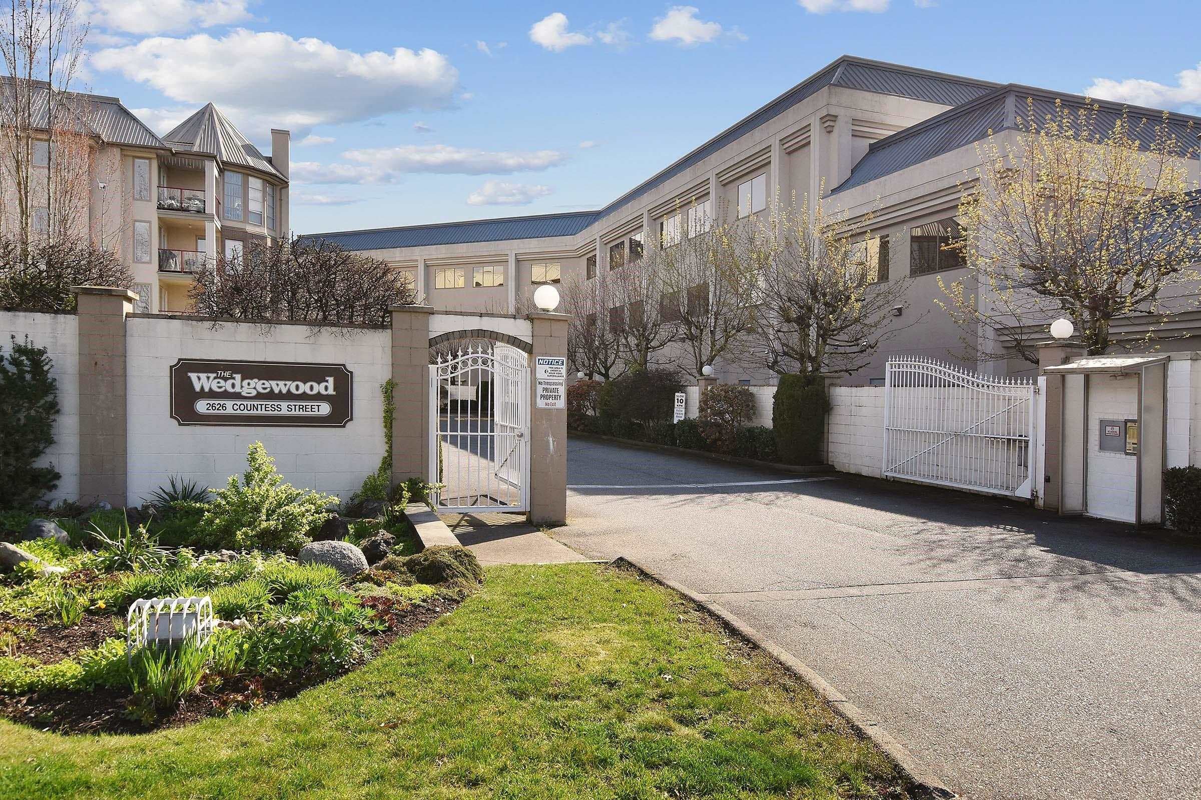 322 - 2626 Countess Street, Abbotsford, V2T 5P3 — photo 1