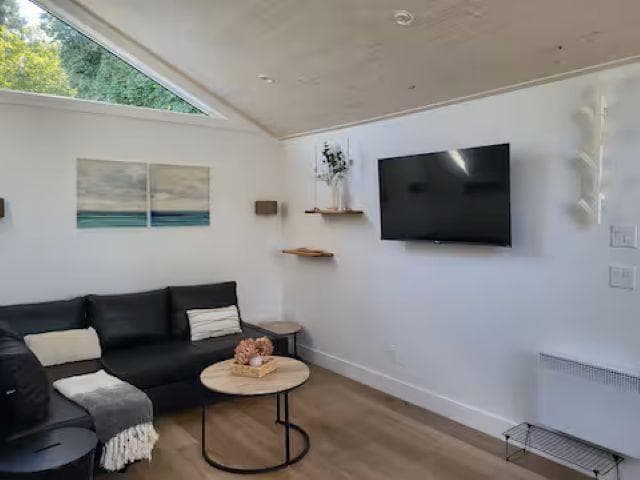 26XX Gordon Avenue, Surrey, V4A 3J3 — photo 3