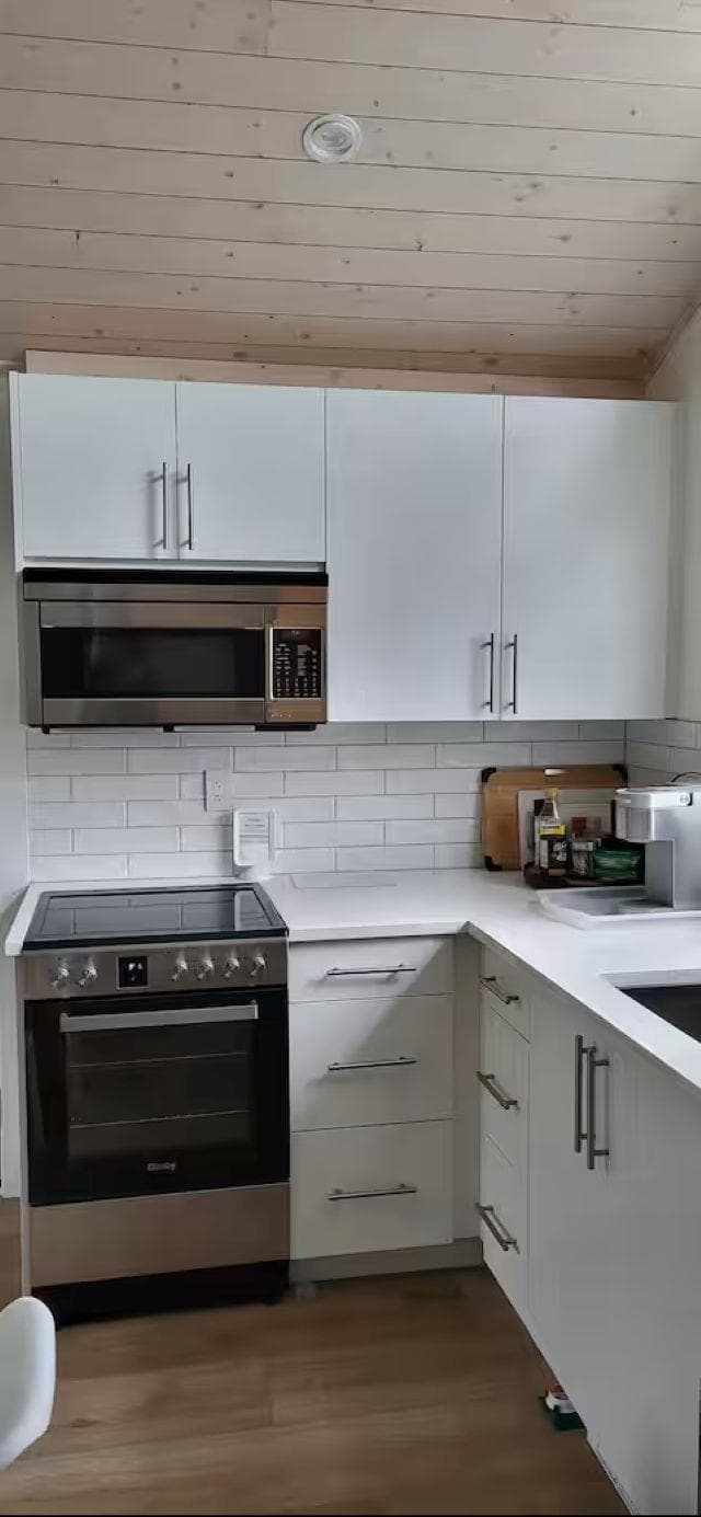 26XX Gordon Avenue, Surrey, V4A 3J3 — photo 5