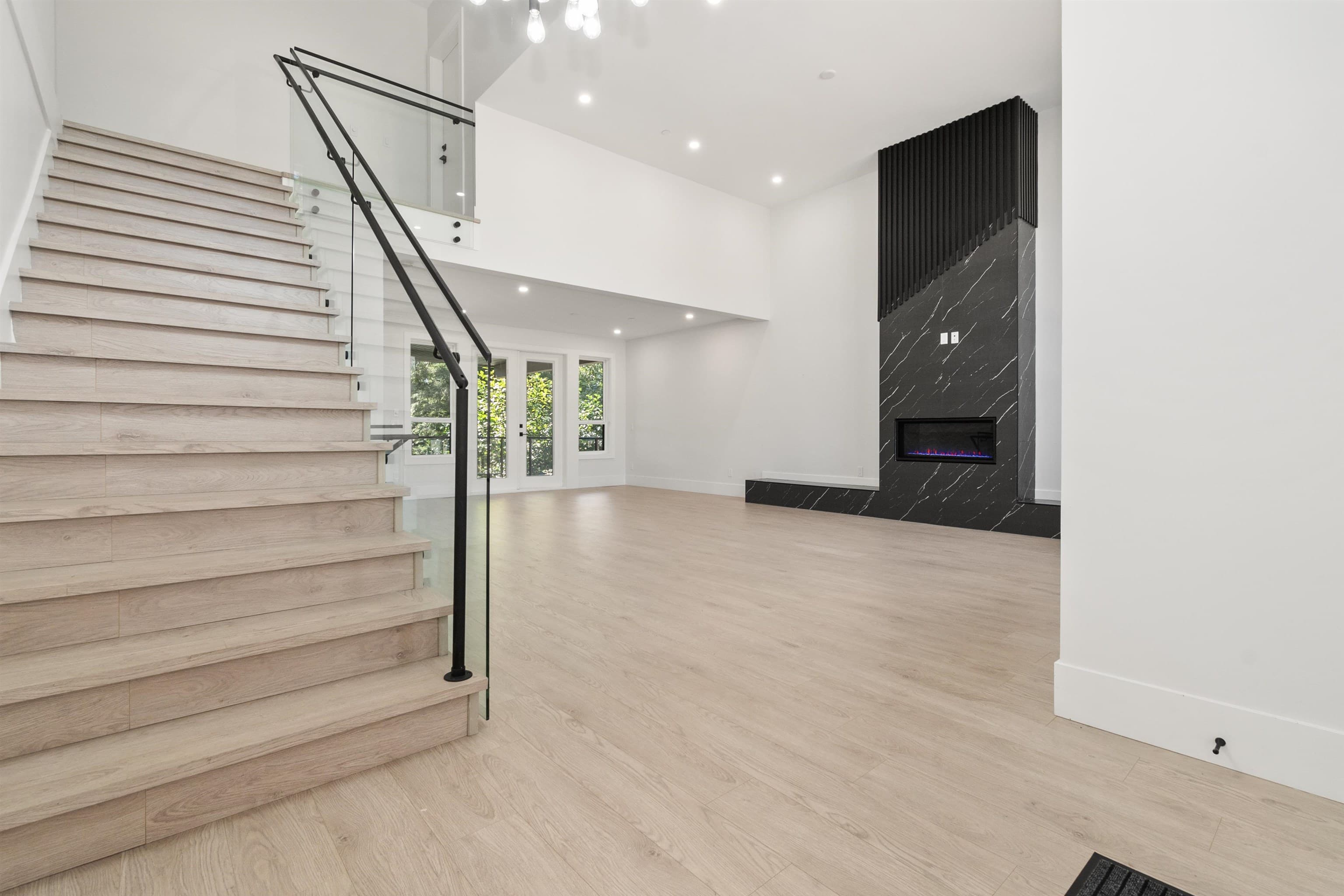 5626 Crimson Ridge, Chilliwack, V2R 6H7 — photo 3