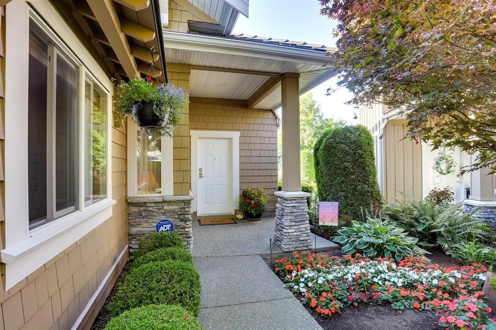 18088 8th Avenue, Surrey, V3Z 9T6 — photo 5