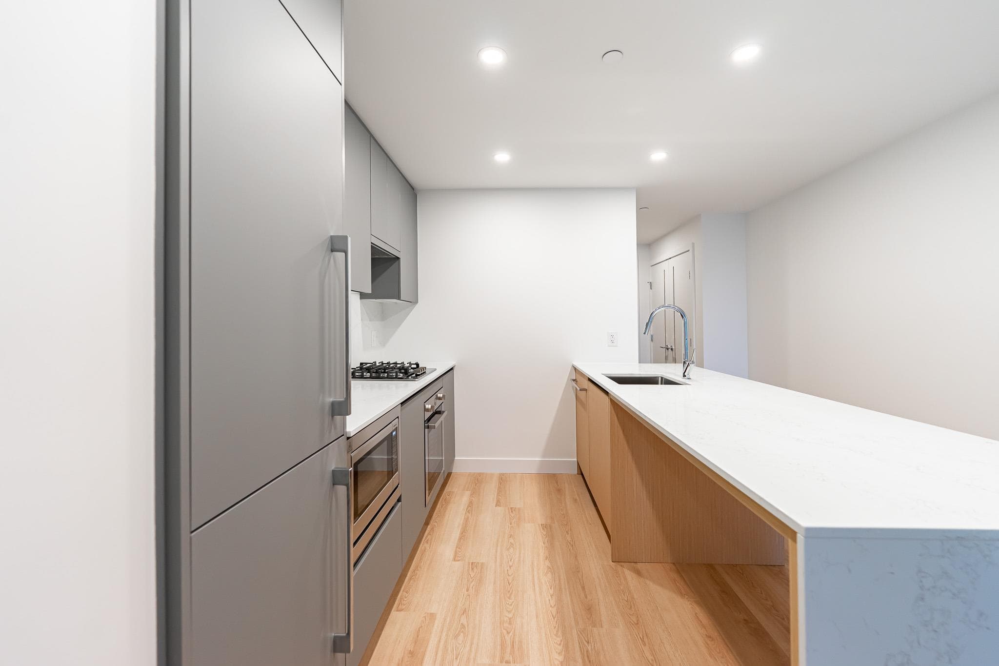 902 - 7977 Lansdowne Road, Richmond, V6X 0X7 — photo 5