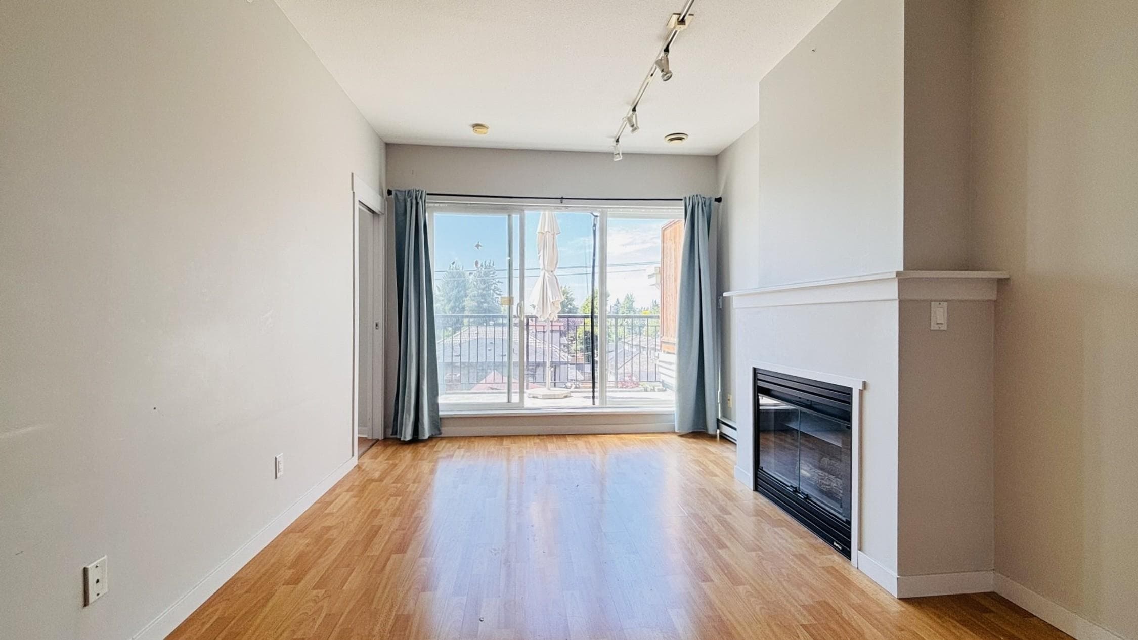 PH13 - 1503 W 65th Avenue, Vancouver