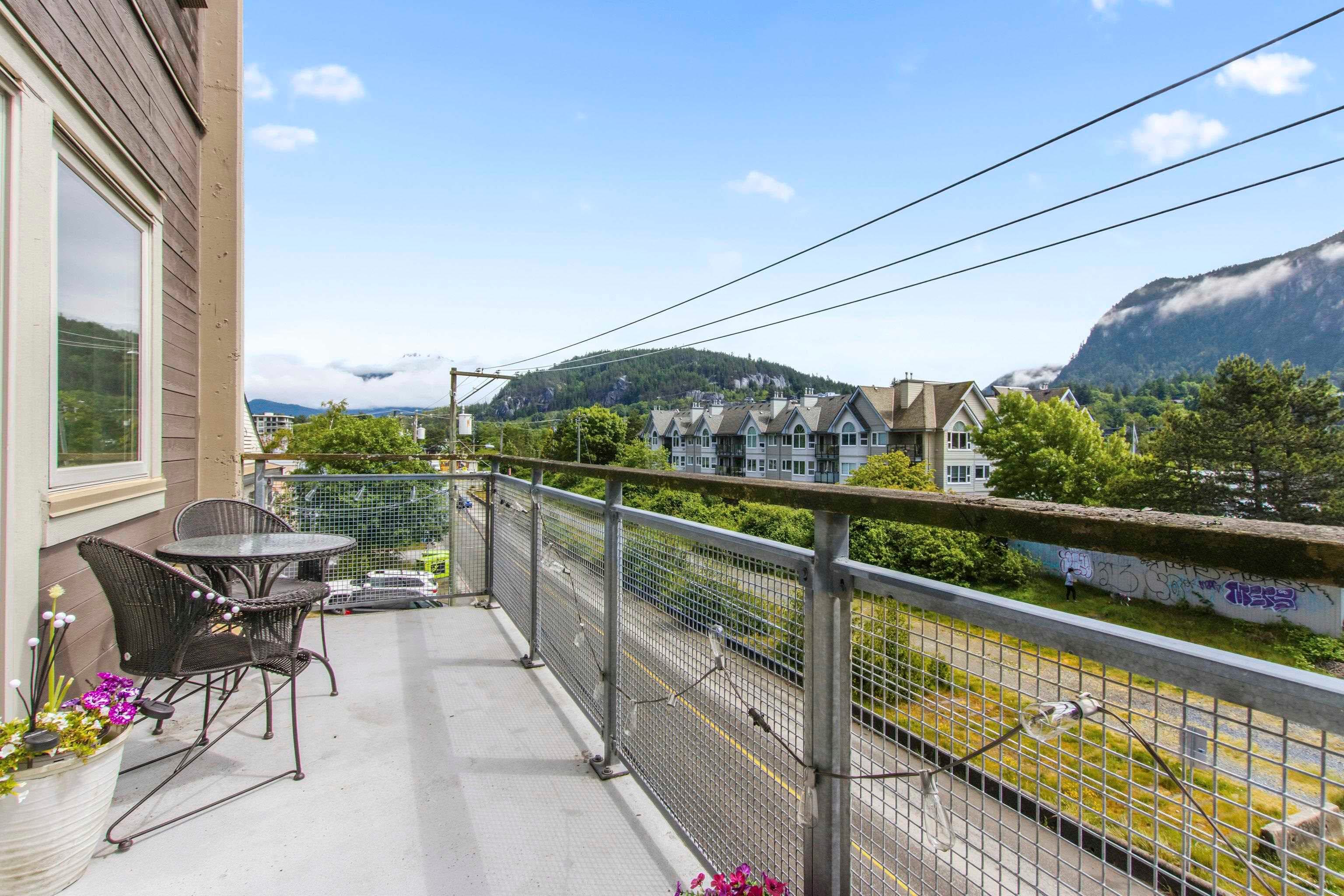 306 - 38142 Cleveland Avenue, Squamish, V8B 0A4 — photo 2