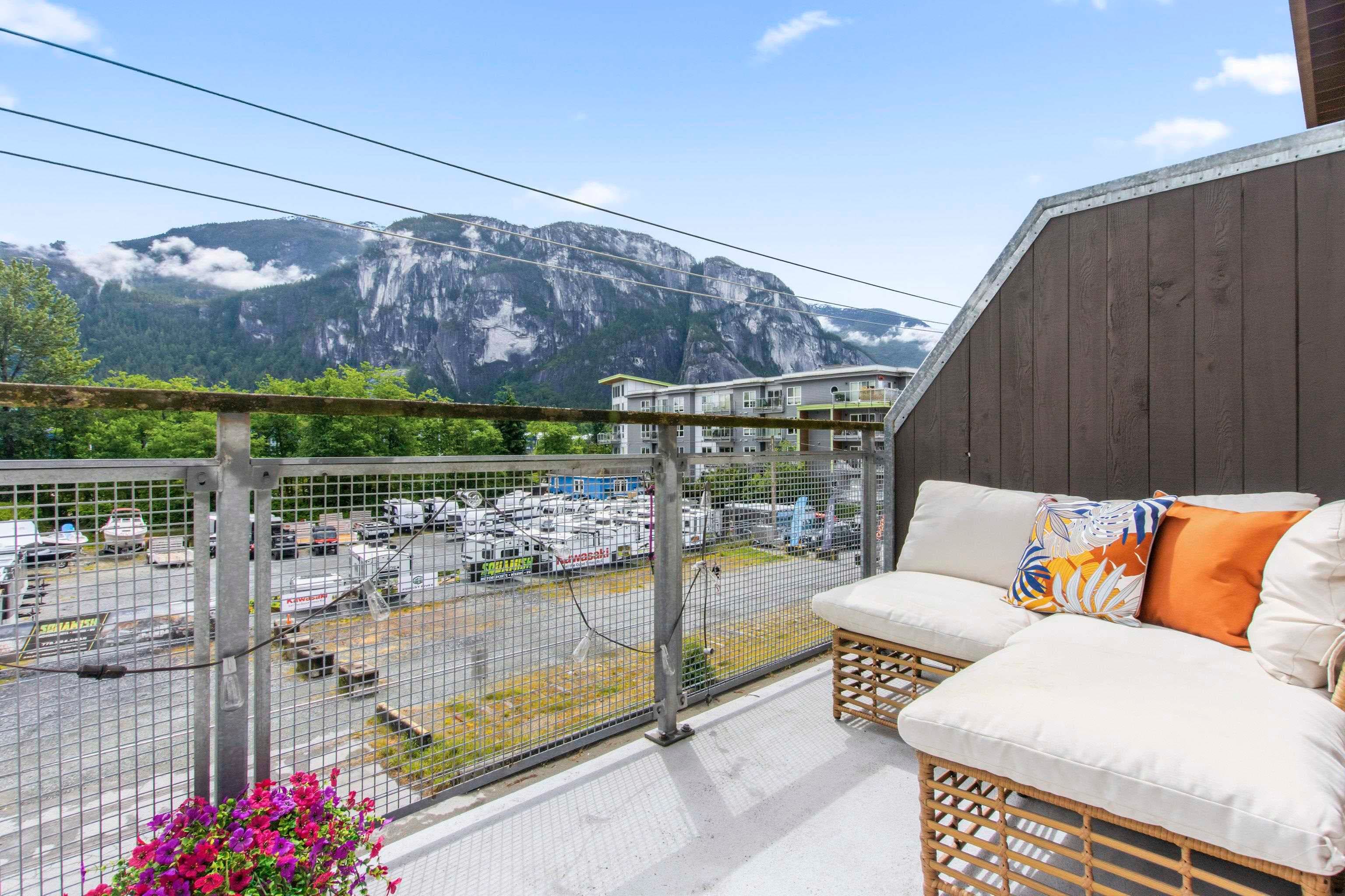 306 - 38142 Cleveland Avenue, Squamish, V8B 0A4 — photo 1