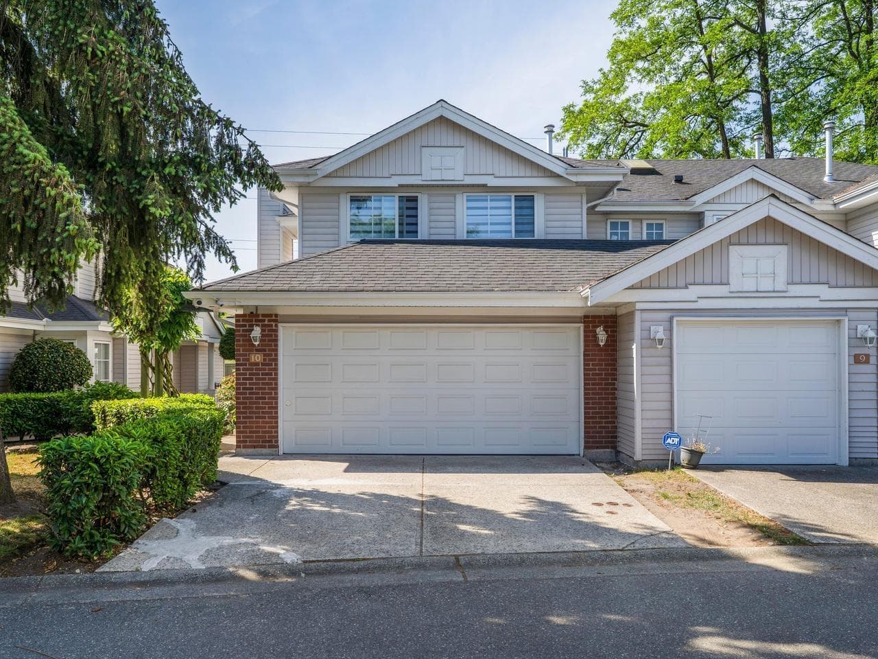 10 - 3088 Airey Drive, Richmond, V6X 4A3 — photo 1