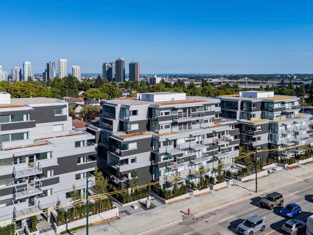 106 - 8080 Oak Street, Vancouver, V6P 0N1 — photo 2