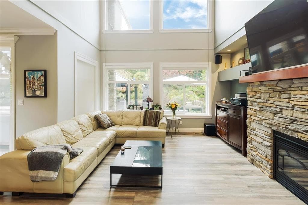 2915 Fern Drive, Port Moody, V3H 4W9 — photo 5
