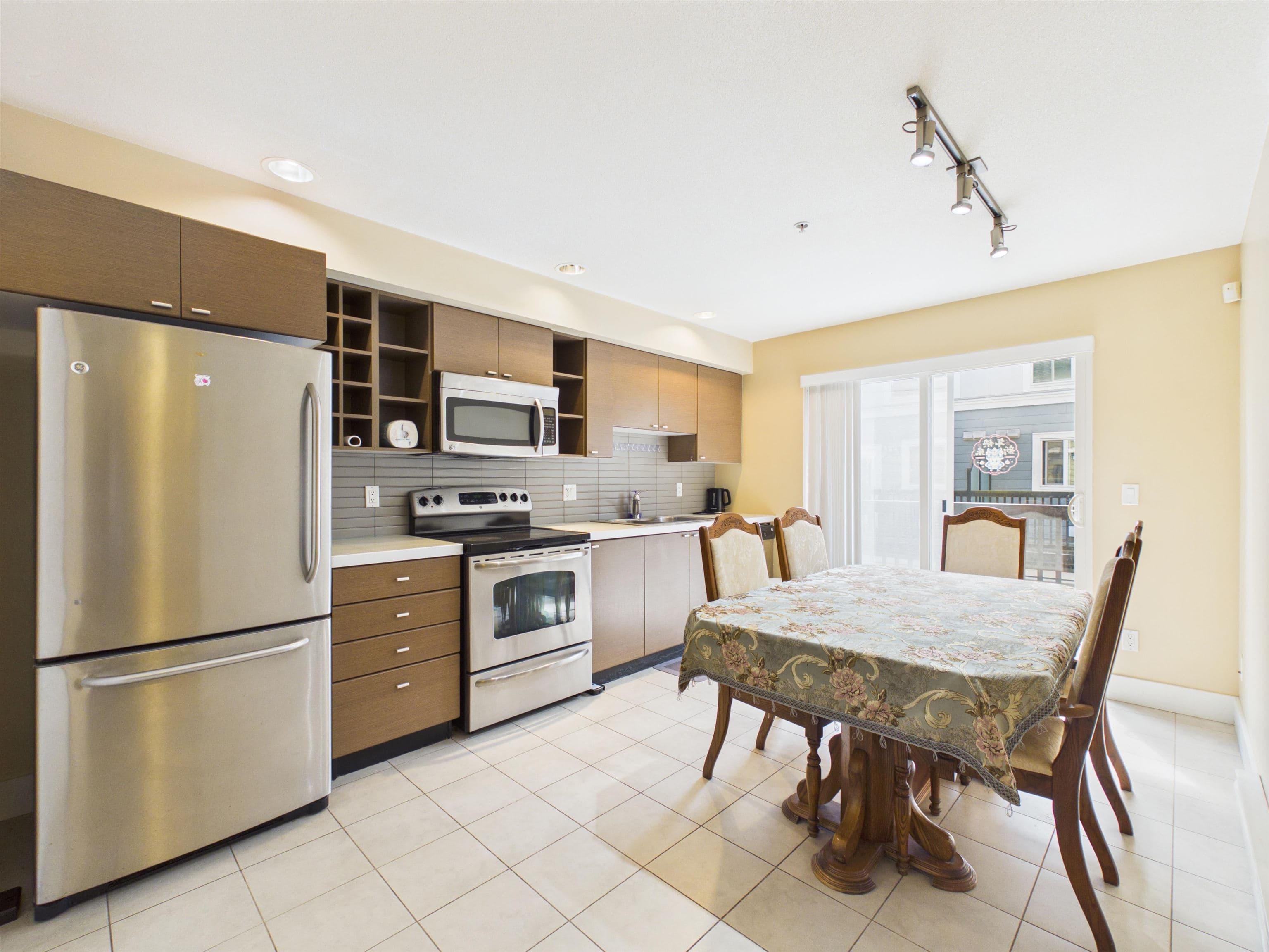83 - 15833 26 Avenue, Surrey, V3Z 2X5 — photo 4