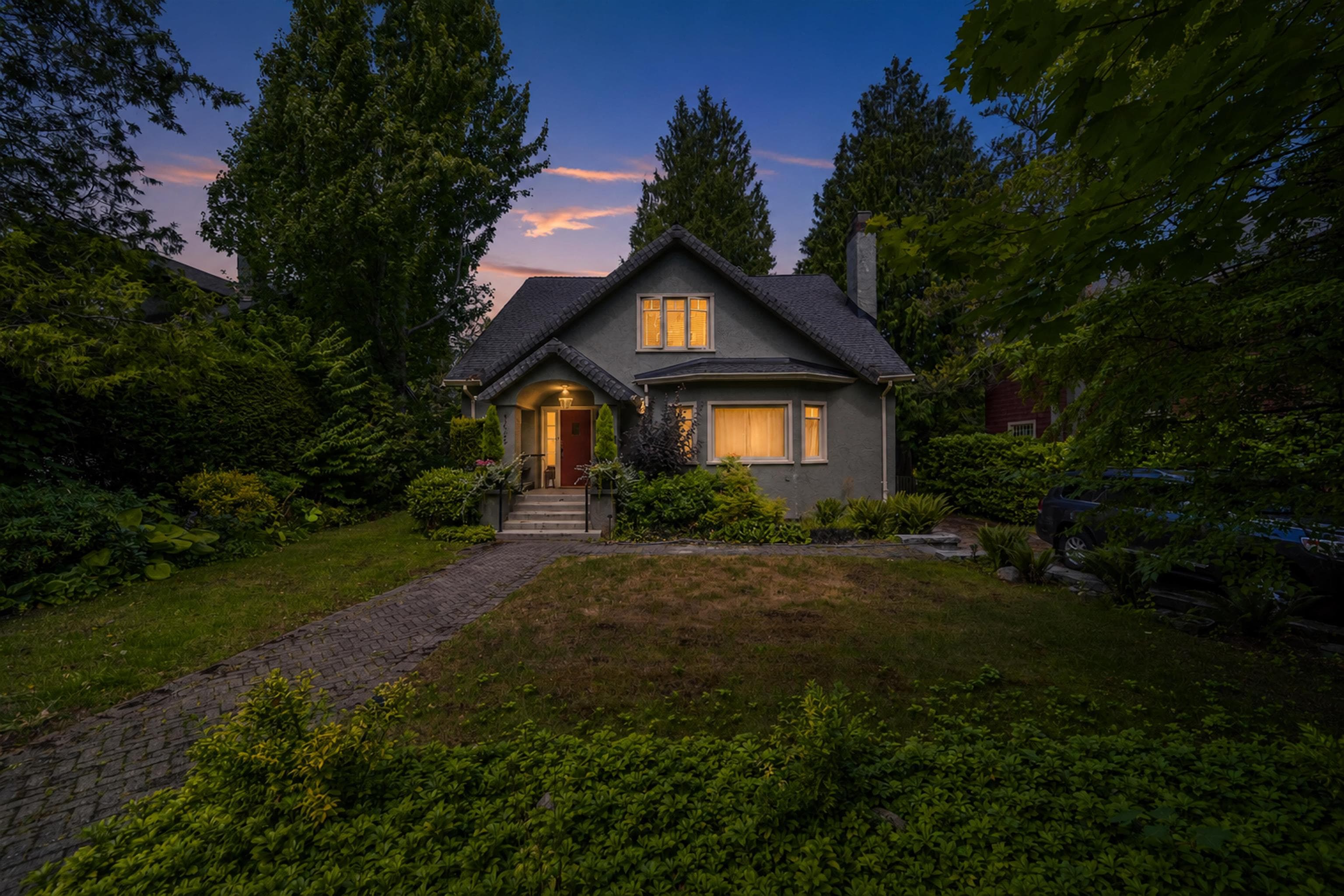 4655 W 6th Avenue, Vancouver