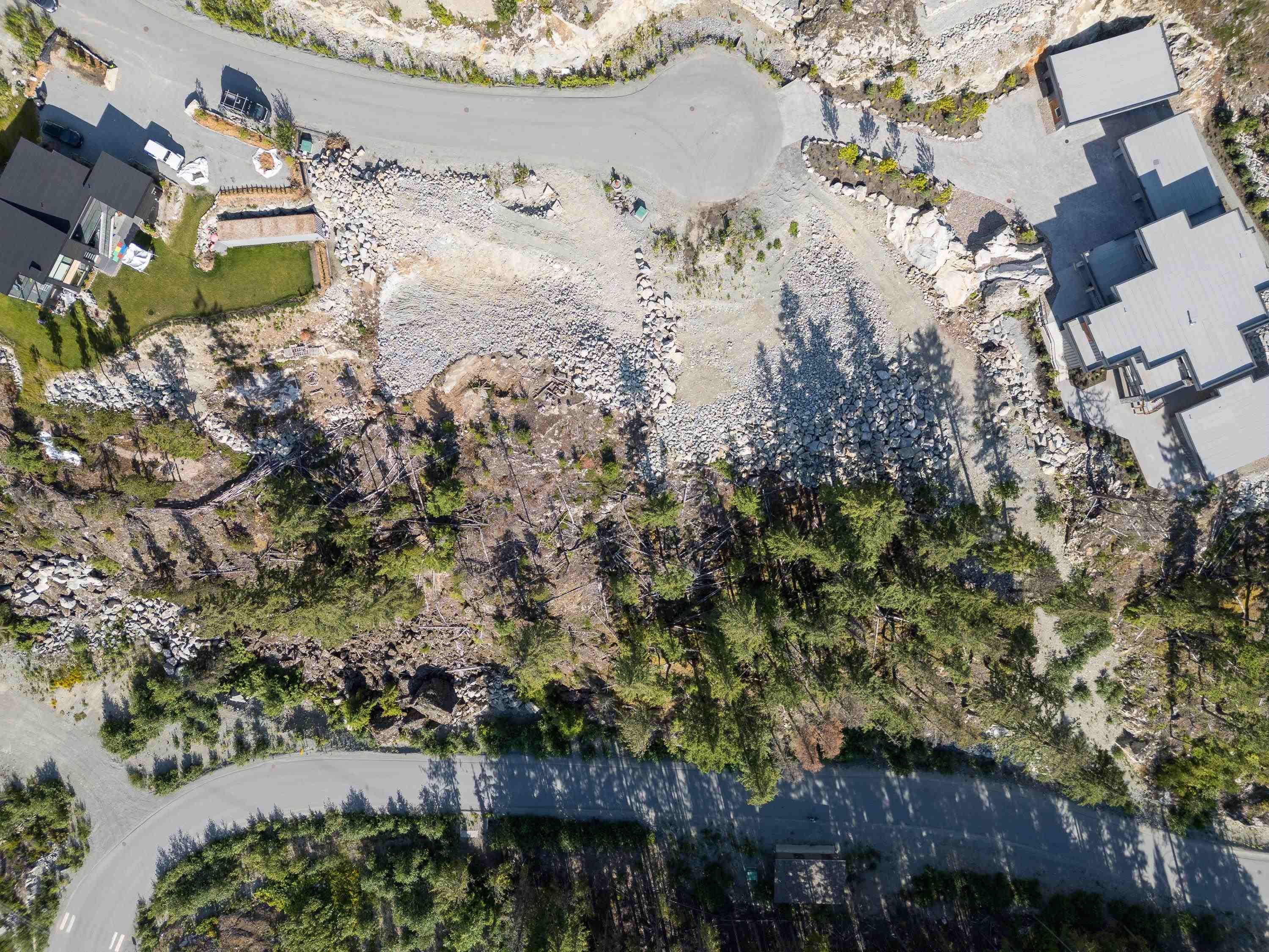 9377 Flicker Way, Whistler, V8E 1M1 — photo 3