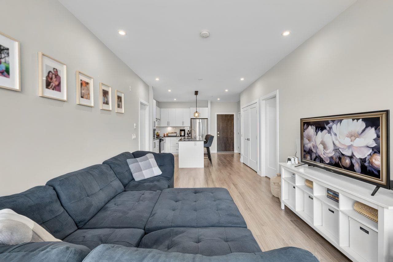 411 - 15436 31 Avenue, Surrey, V3Z 1H3 — photo 4