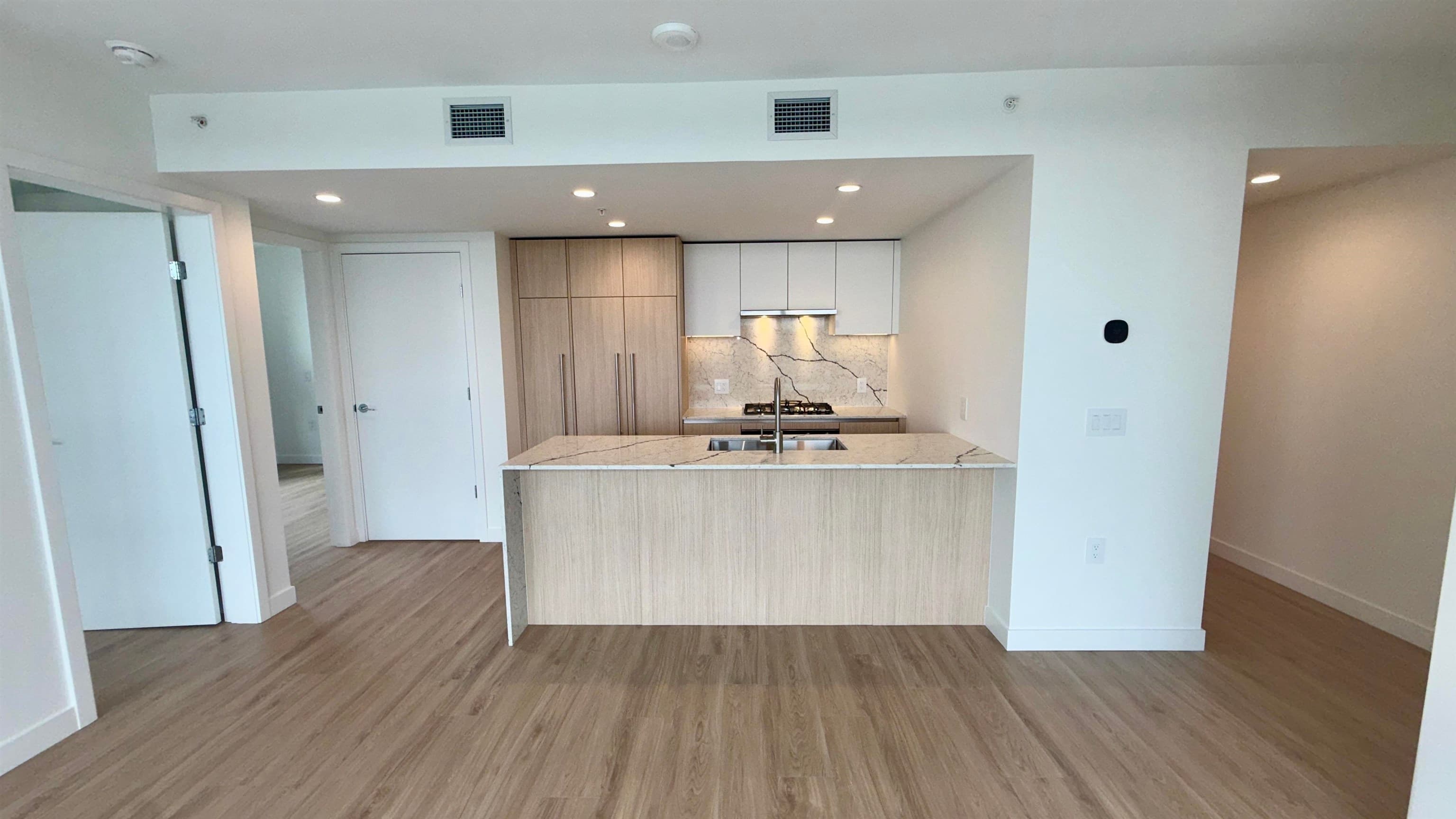 3108 - 2135 Springer Avenue, Burnaby, V5B 0C1 — photo 5