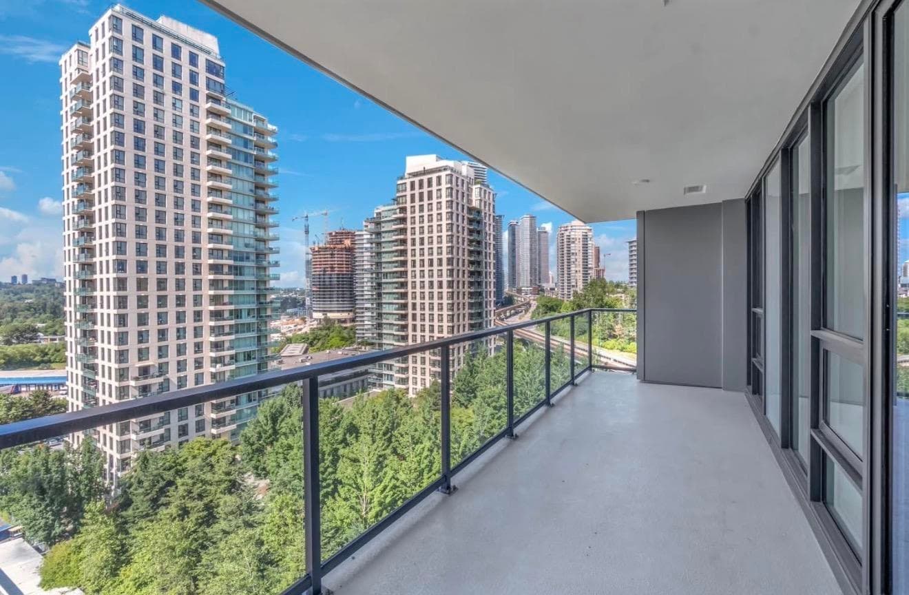 2135 Springer Avenue, Burnaby, V5B 0C1 — photo 4