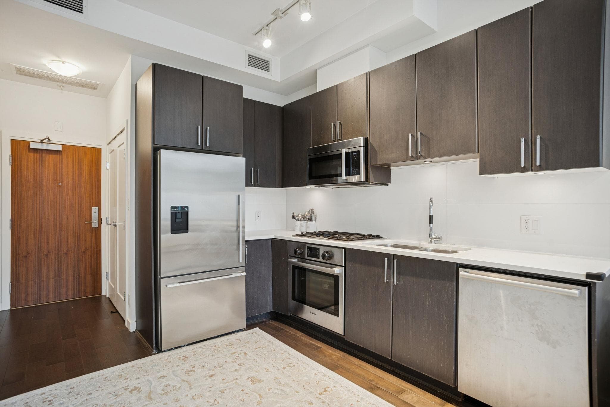 62 W 1st Avenue, Vancouver, V5Y 0K4 — photo 5