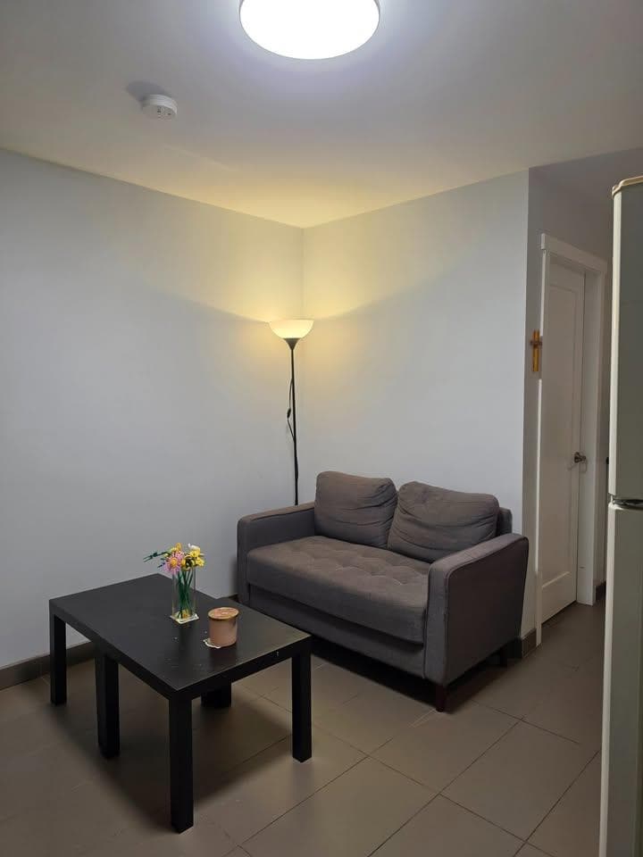 737 Robinson, Coquitlam