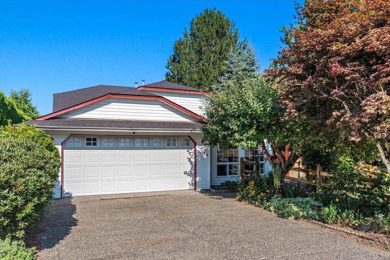 5709 Stonehaven Street, Chilliwack, V2R 3Y6 — photo 2