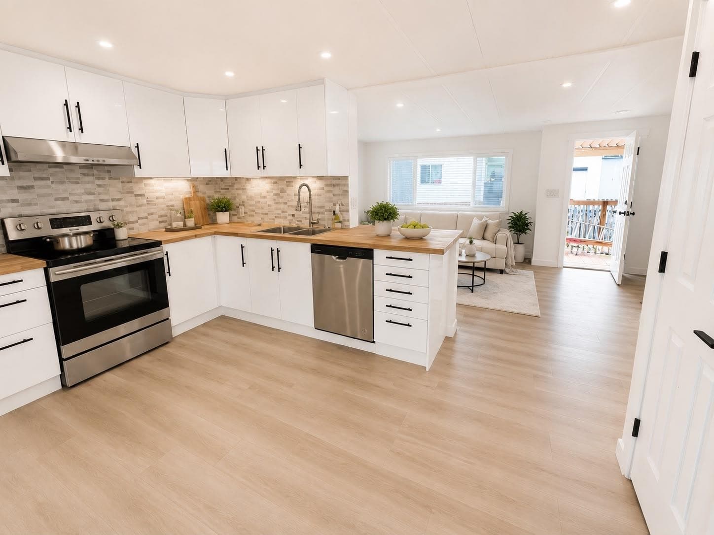 19 - 13650 80 Avenue, Surrey, V3W 6J8 — photo 4