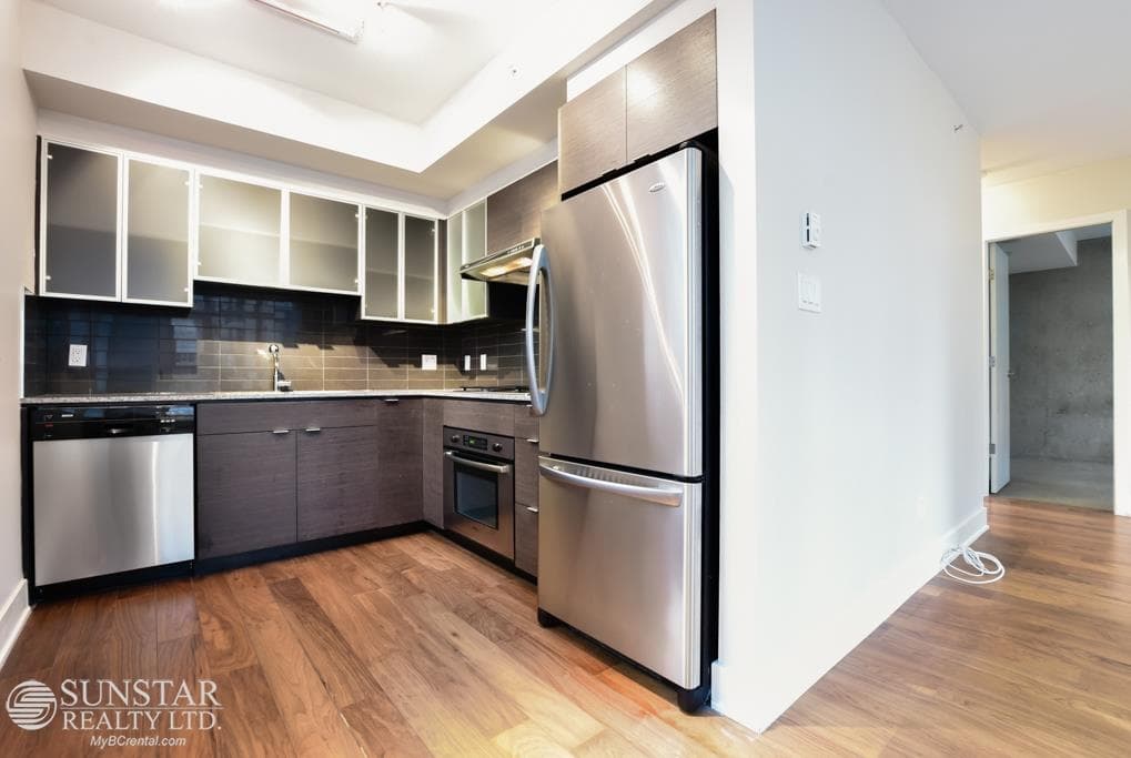 706 - 988 Richards Street, Vancouver, V6B 8R2 — photo 5