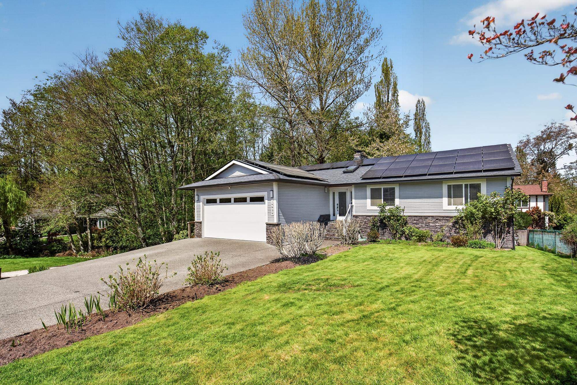 19939 51 Avenue, Langley, V3A 7P2 — photo 1
