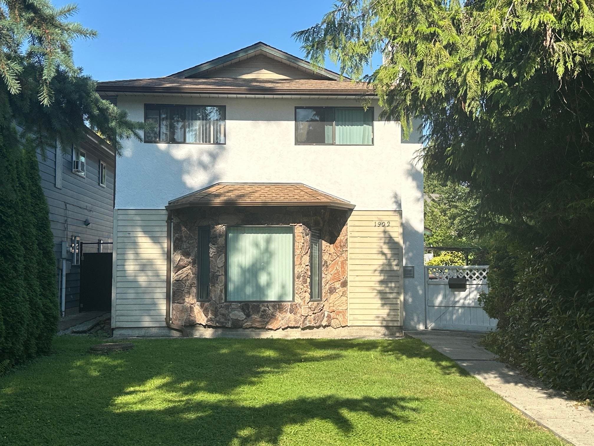 1902 Taylor Street, Port Coquitlam, V3C 4S4 — photo 2