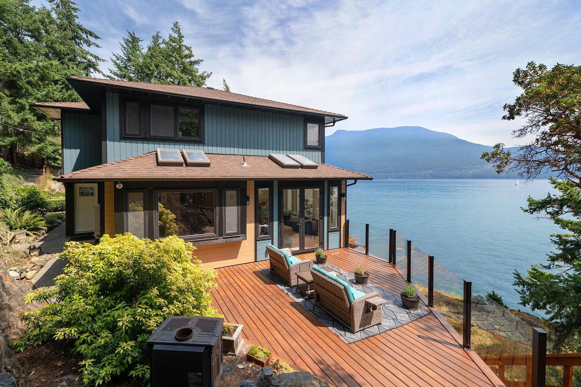 1531 Eagle Cliff Road, Bowen Island, V0N 1G1 — photo 1