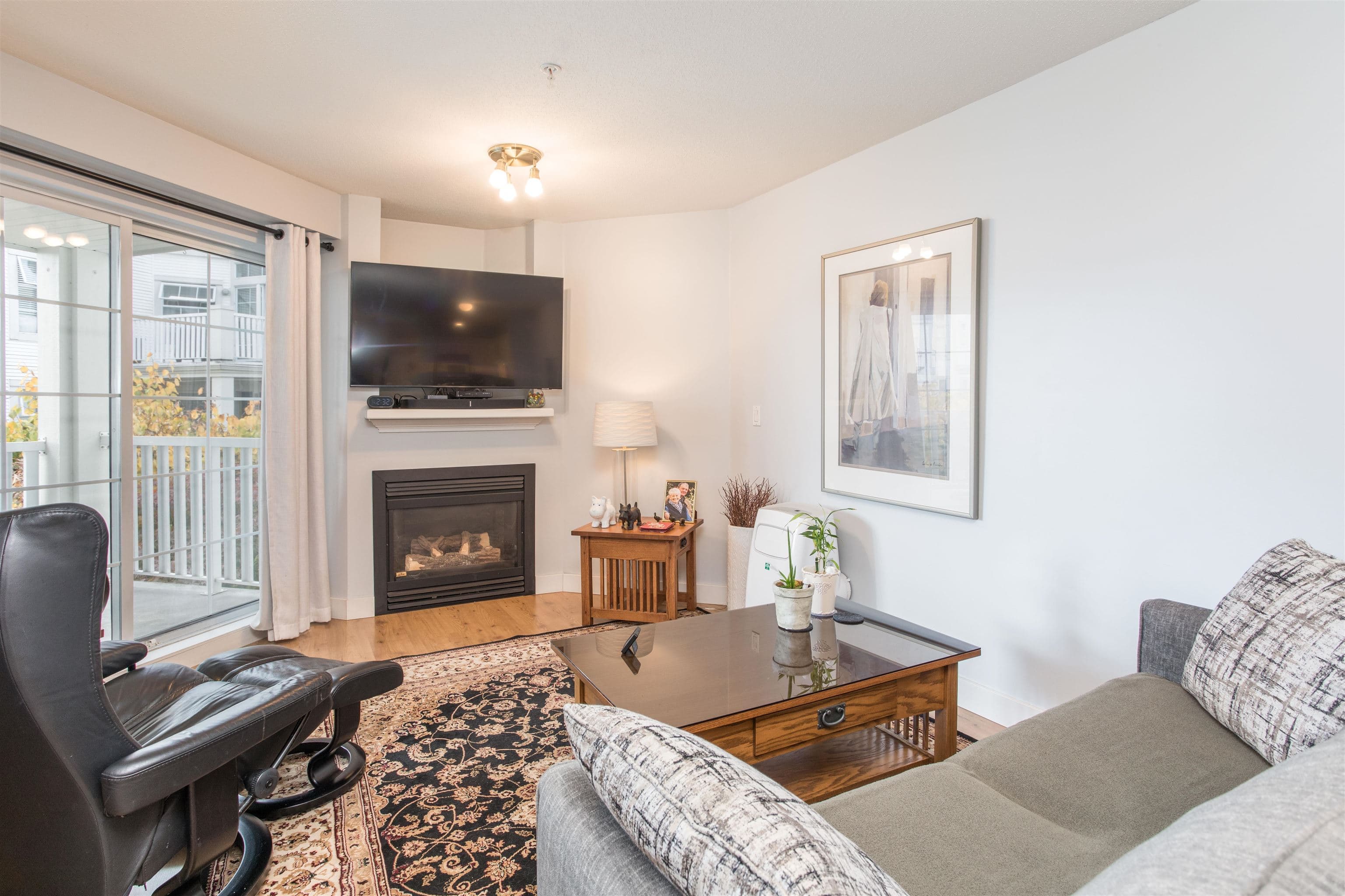 313 - 147 E 1st Street, North Vancouver, V7L 1B2 — photo 2