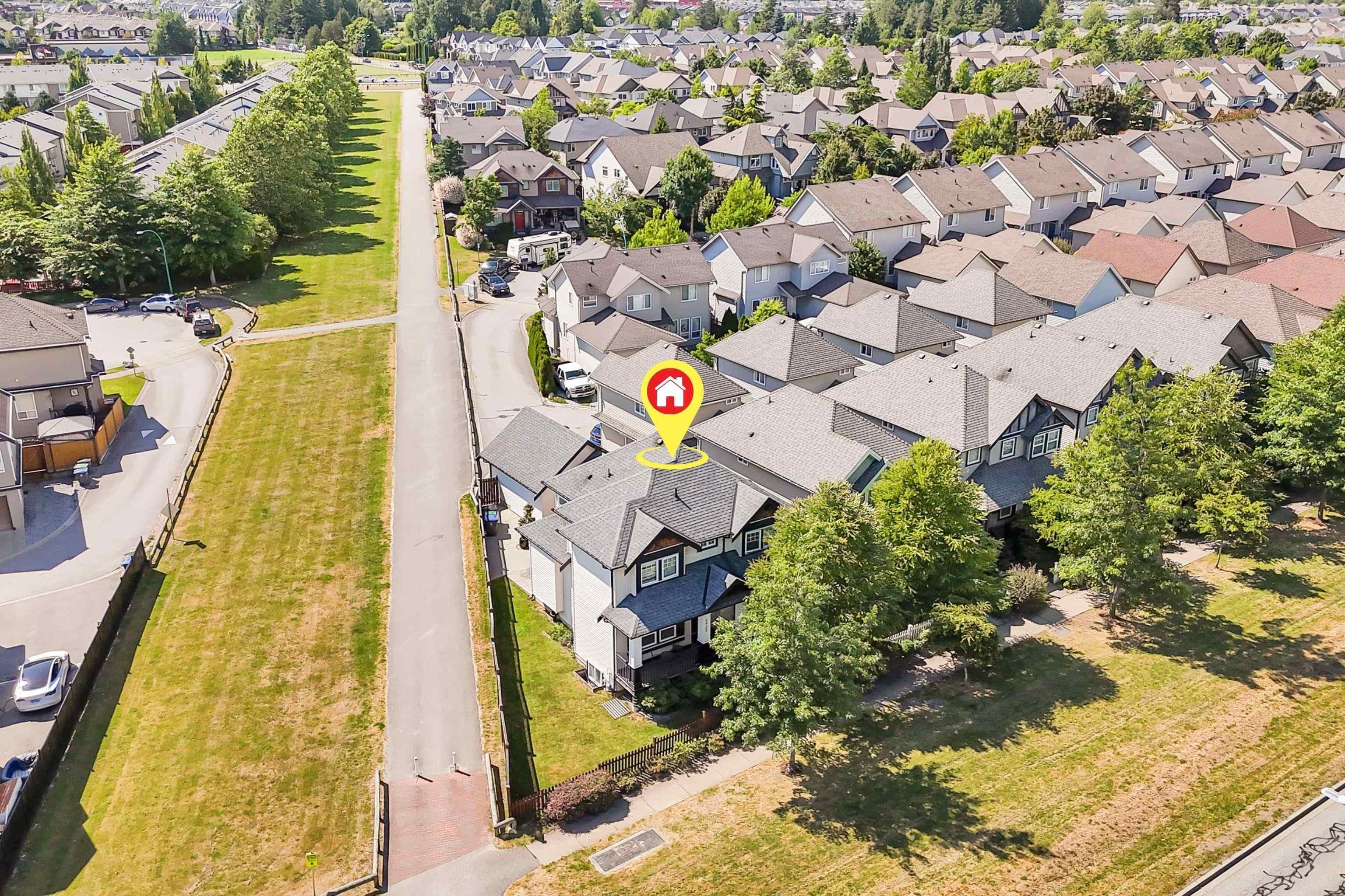 6925 196 Street, Surrey, V4N 5Z1 — photo 2