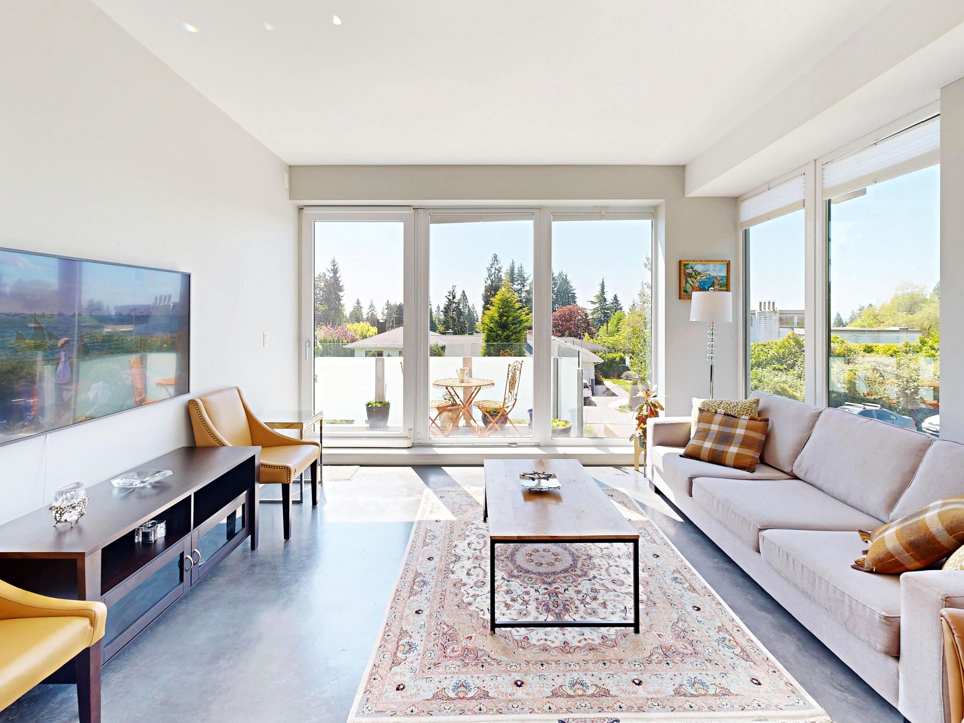 201 - 650 Evergreen Place, North Vancouver, V7N 0A5 — photo 3