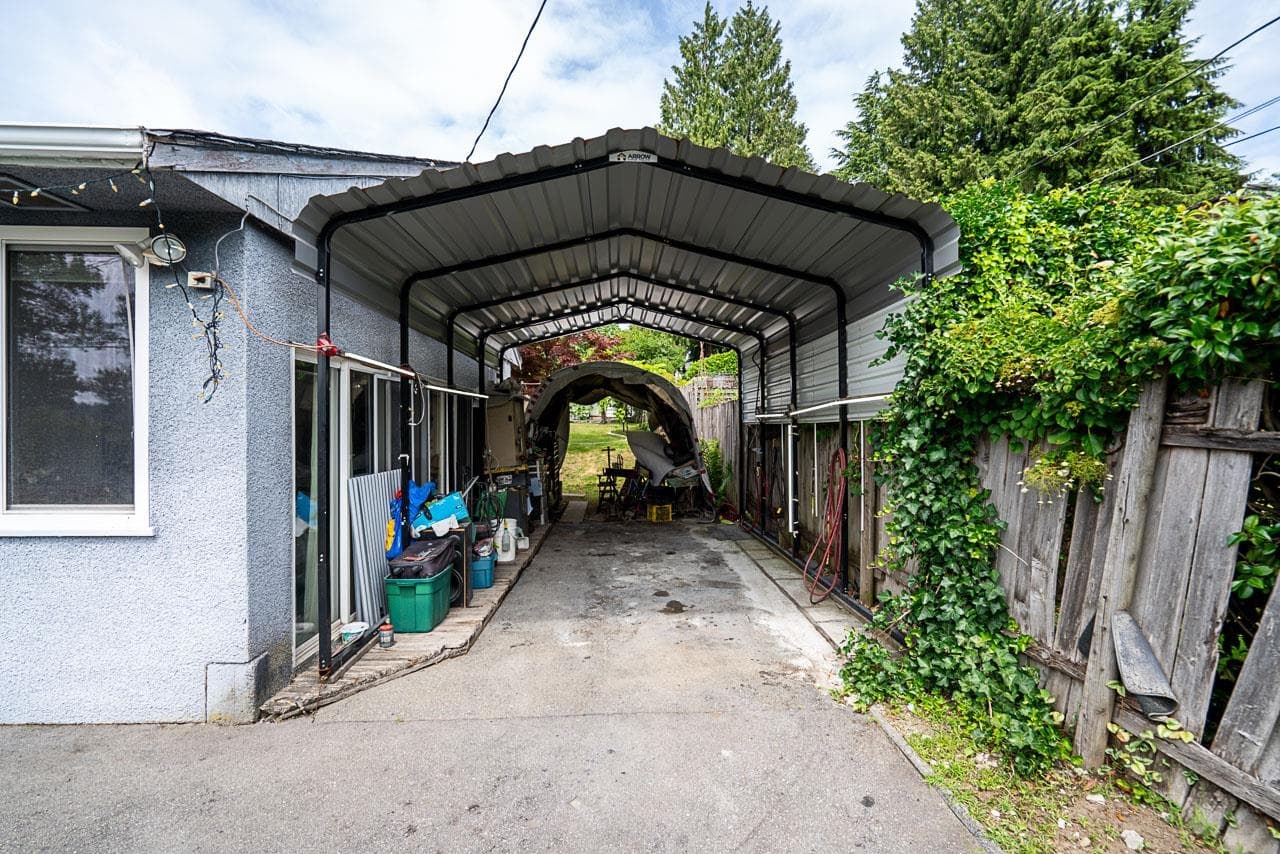 711 Alderson Avenue, Coquitlam, V3K 1T7 — photo 5