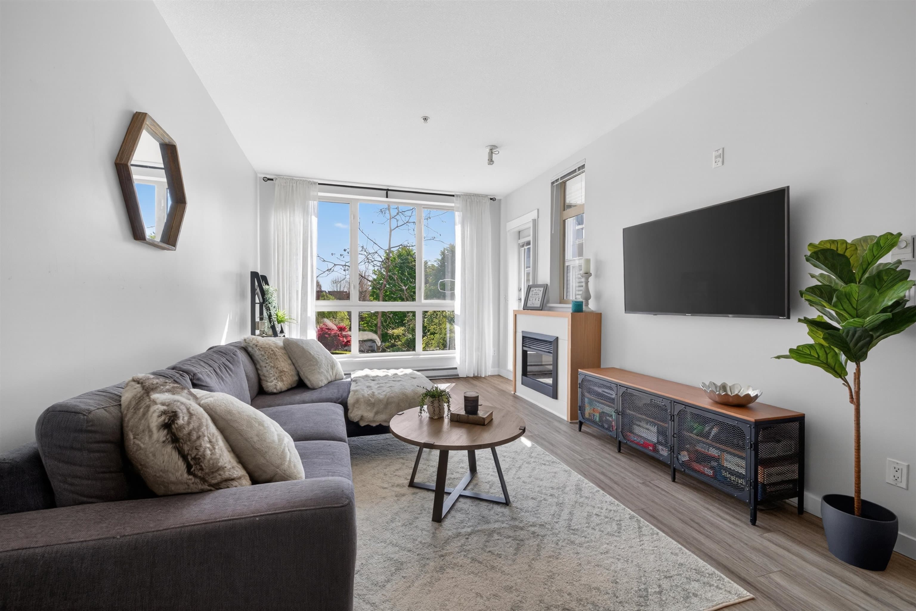 329 - 15918 26 Avenue, Surrey, V3Z 5K3 — photo 2