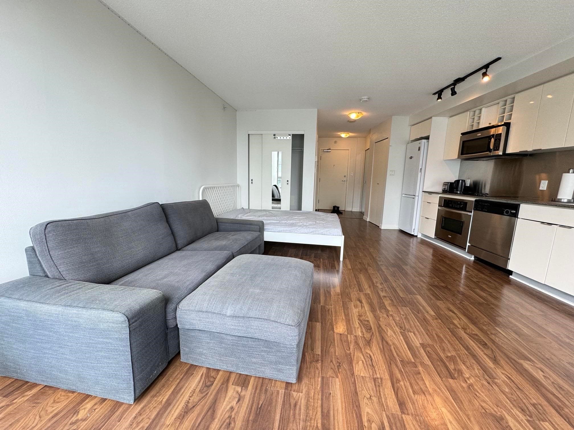 2108 - 233 Robson Street, Vancouver, V6B 0E8 — photo 5
