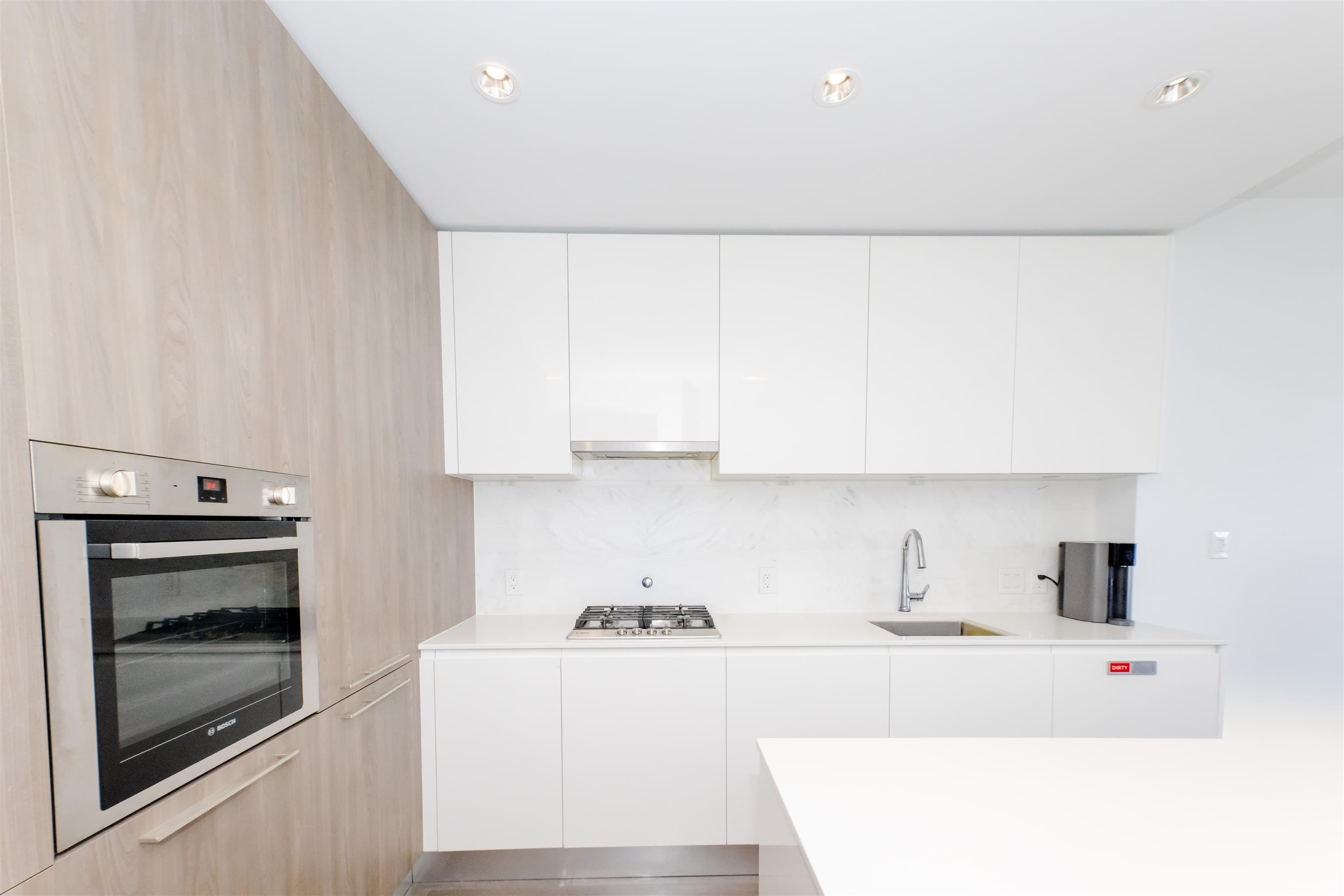 2701 - 1955 Alpha Way, Burnaby, V5C 0K6 — photo 3