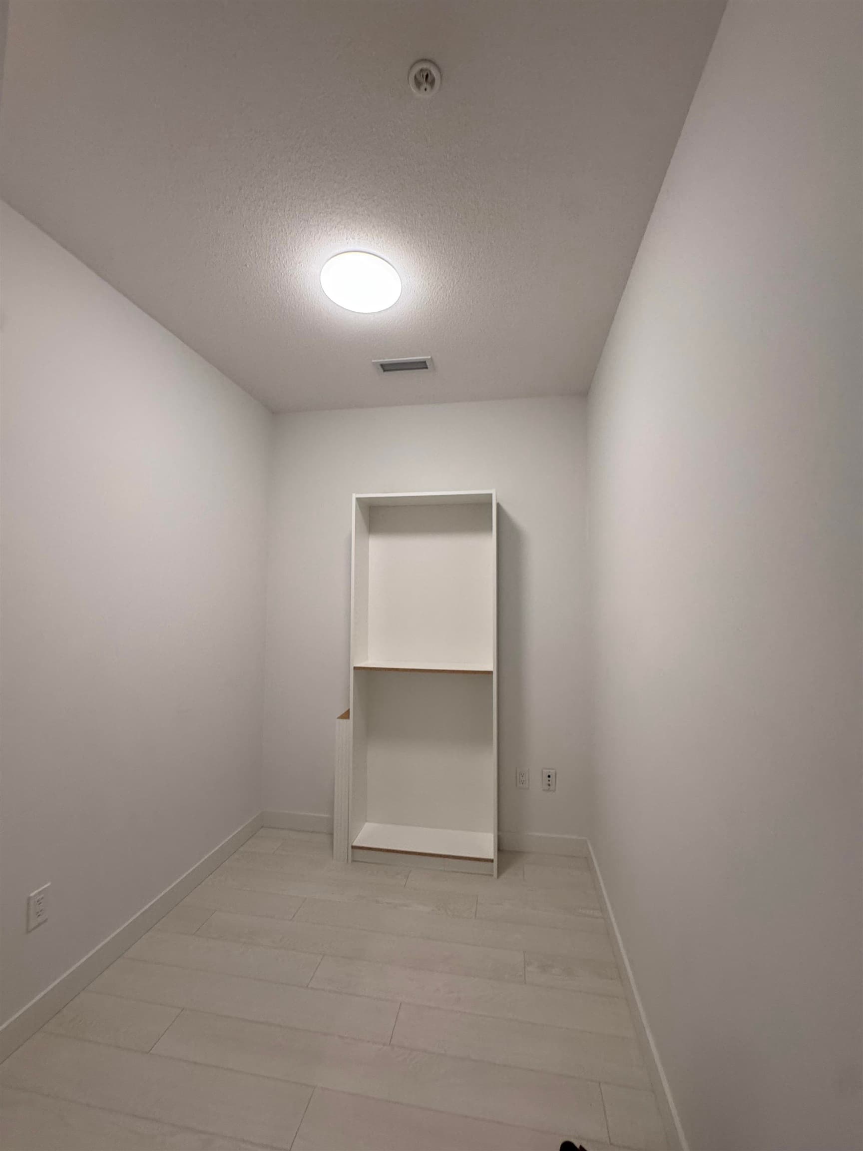 300 - 3581 Ross Drive, Vancouver, V6S 0K5 — photo 3