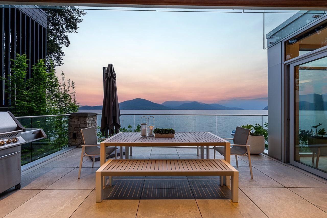 53 Brunswick Beach Road, Lions Bay, V0N 2E0 — photo 1