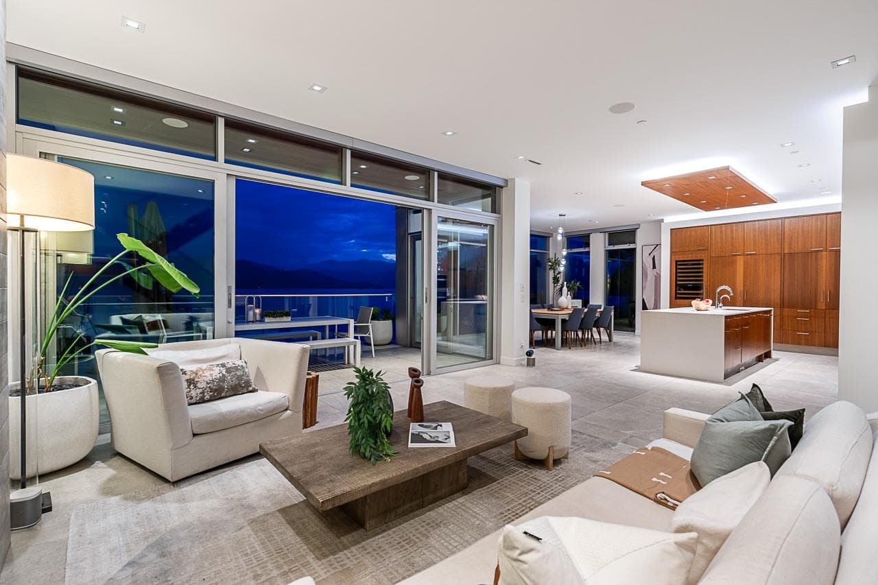 53 Brunswick Beach Road, Lions Bay, V0N 2E0 — photo 5