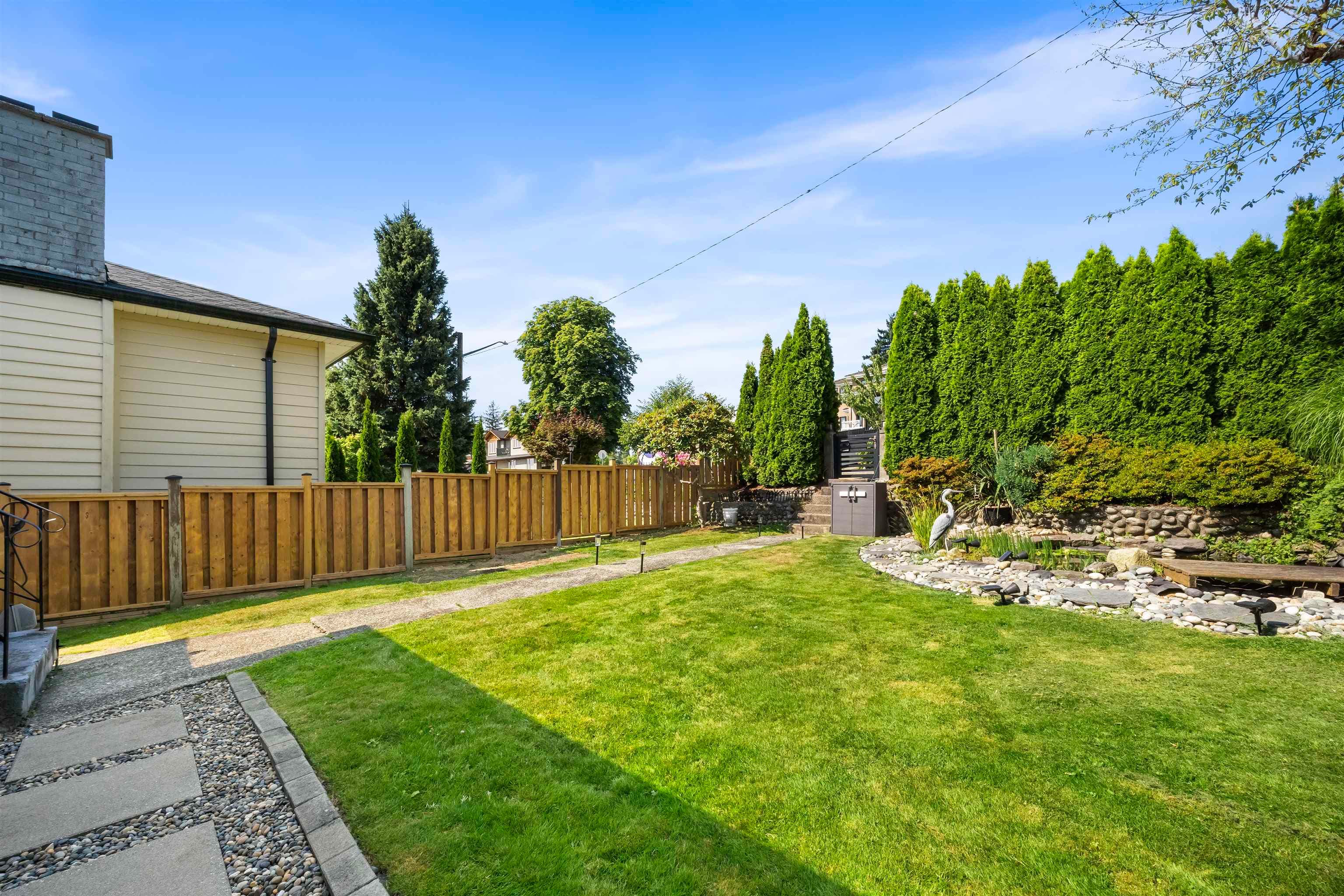 6 Sea Avenue, Burnaby, V5B 3W6 — photo 4