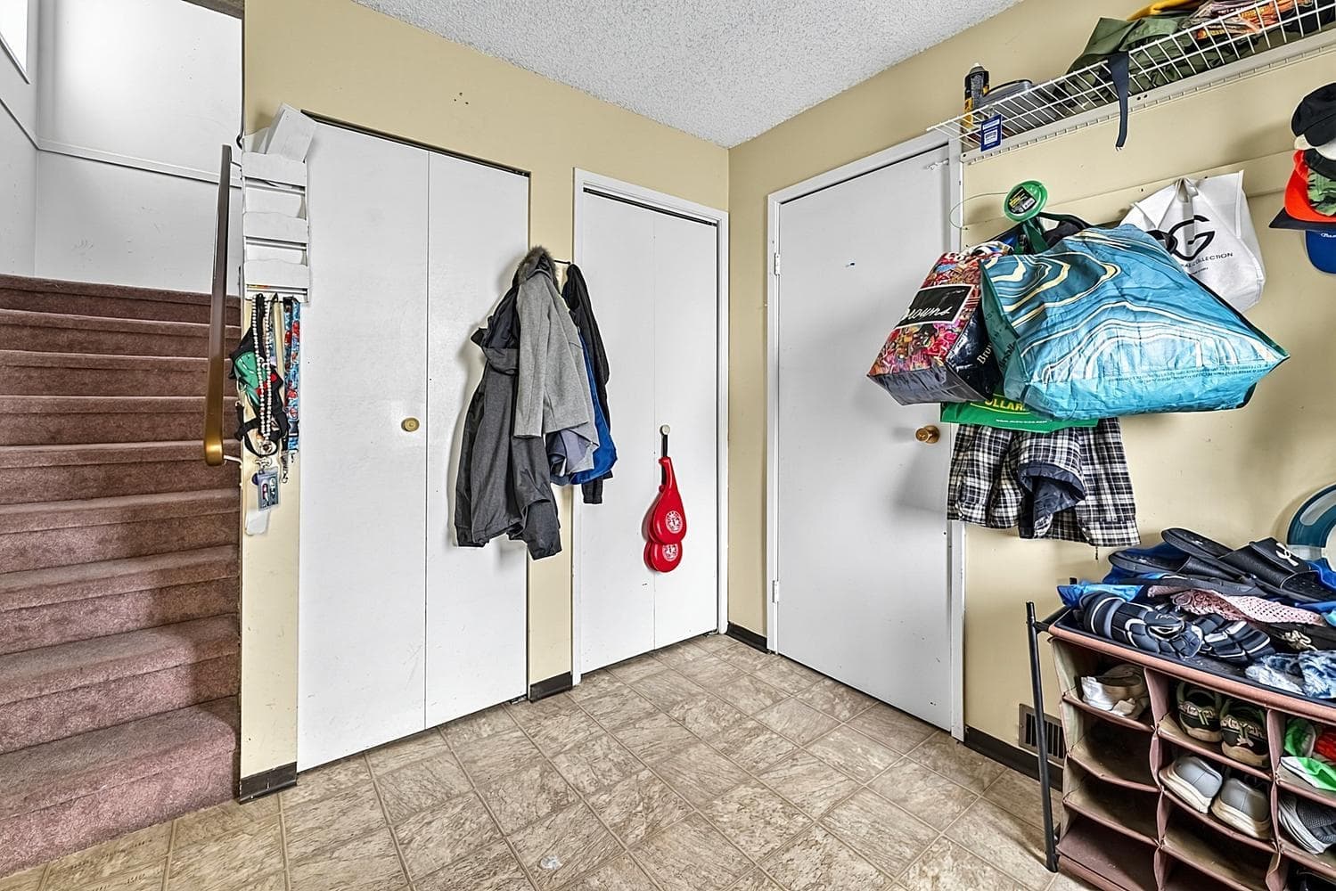 5343 Neville Street, Burnaby, V5J 2H6 — photo 3