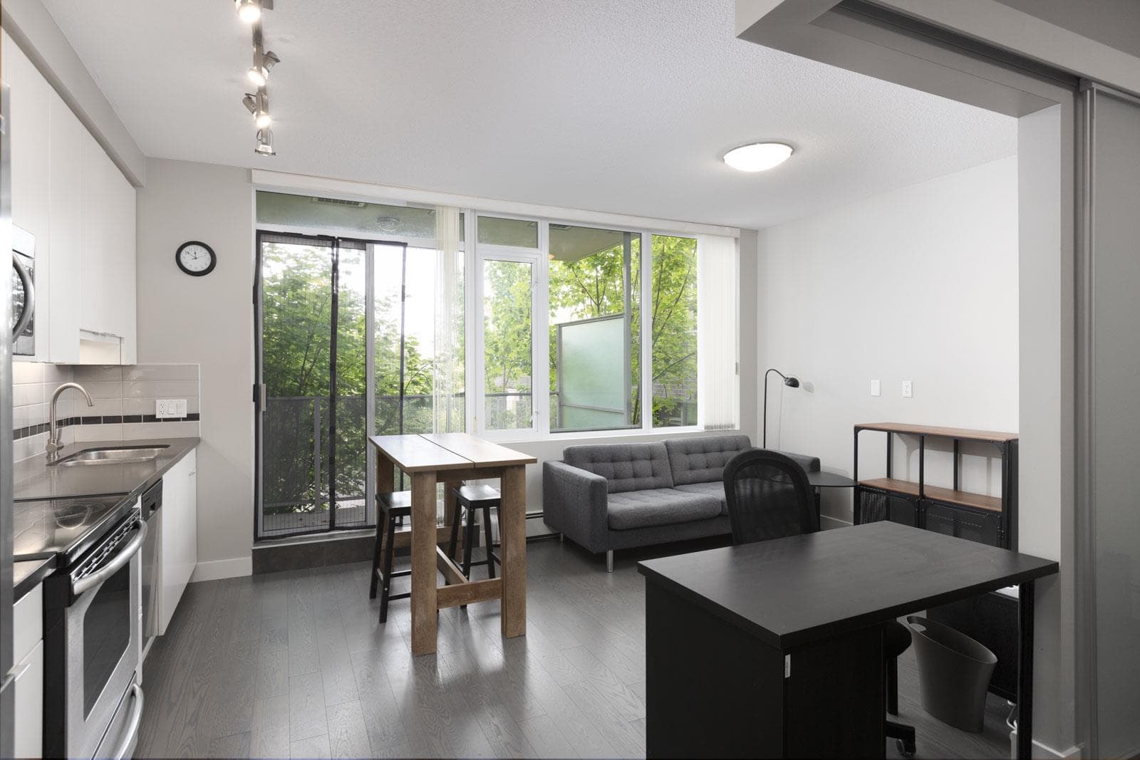 307 - 9025 Highland Court, Burnaby, V5A 0A8 — photo 5