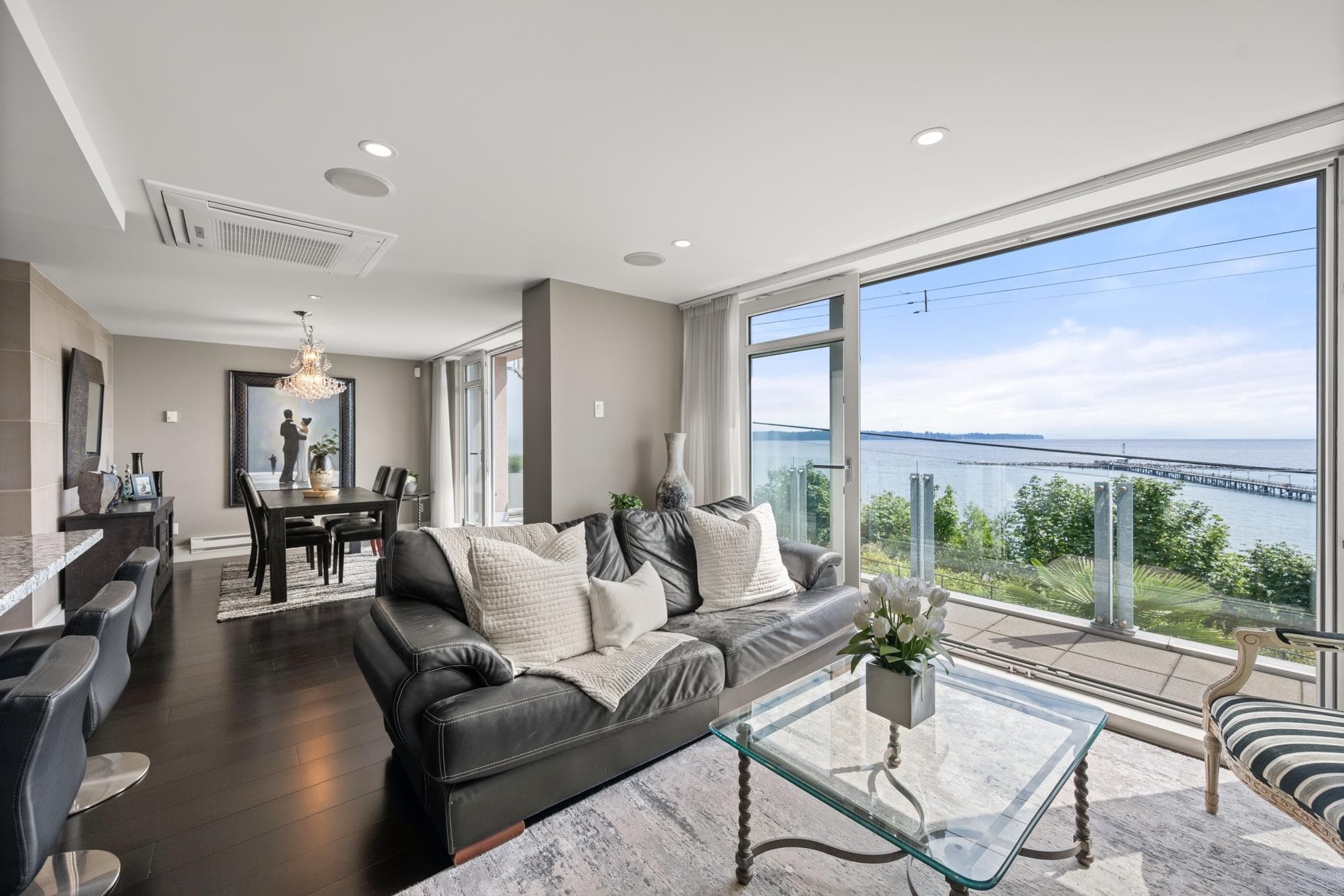 201 - 15097 Marine Drive, White Rock, V4B 1C5 — photo 3
