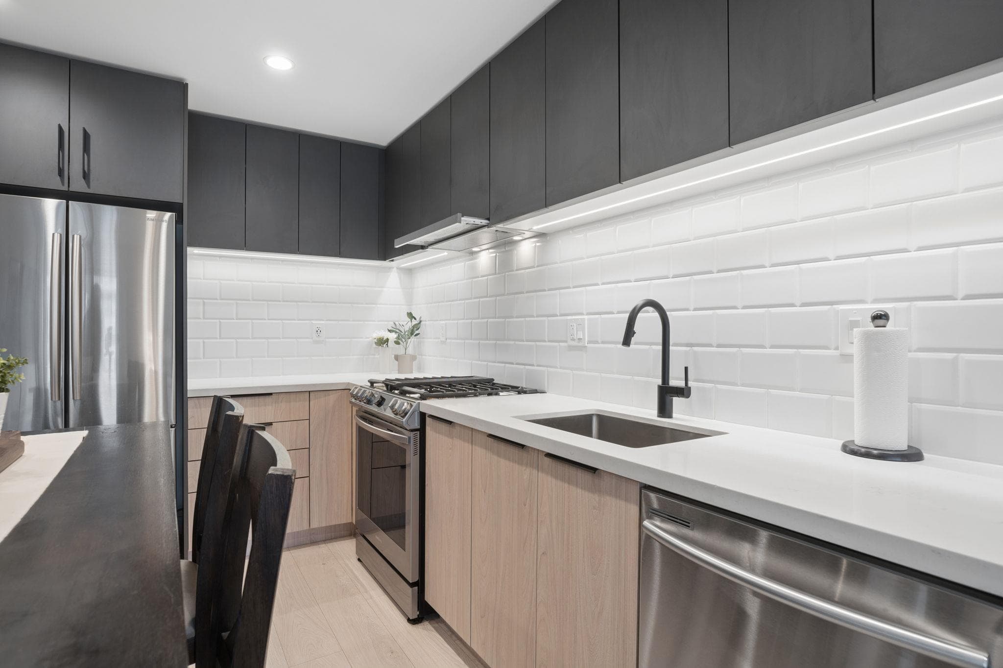 413 - 3038 St George Street, Port Moody, V3H 0L3 — photo 3