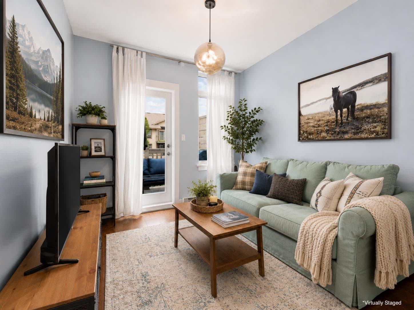 205 - 7330 Arbutus Street, Pemberton, V0N 2L1 — photo 2
